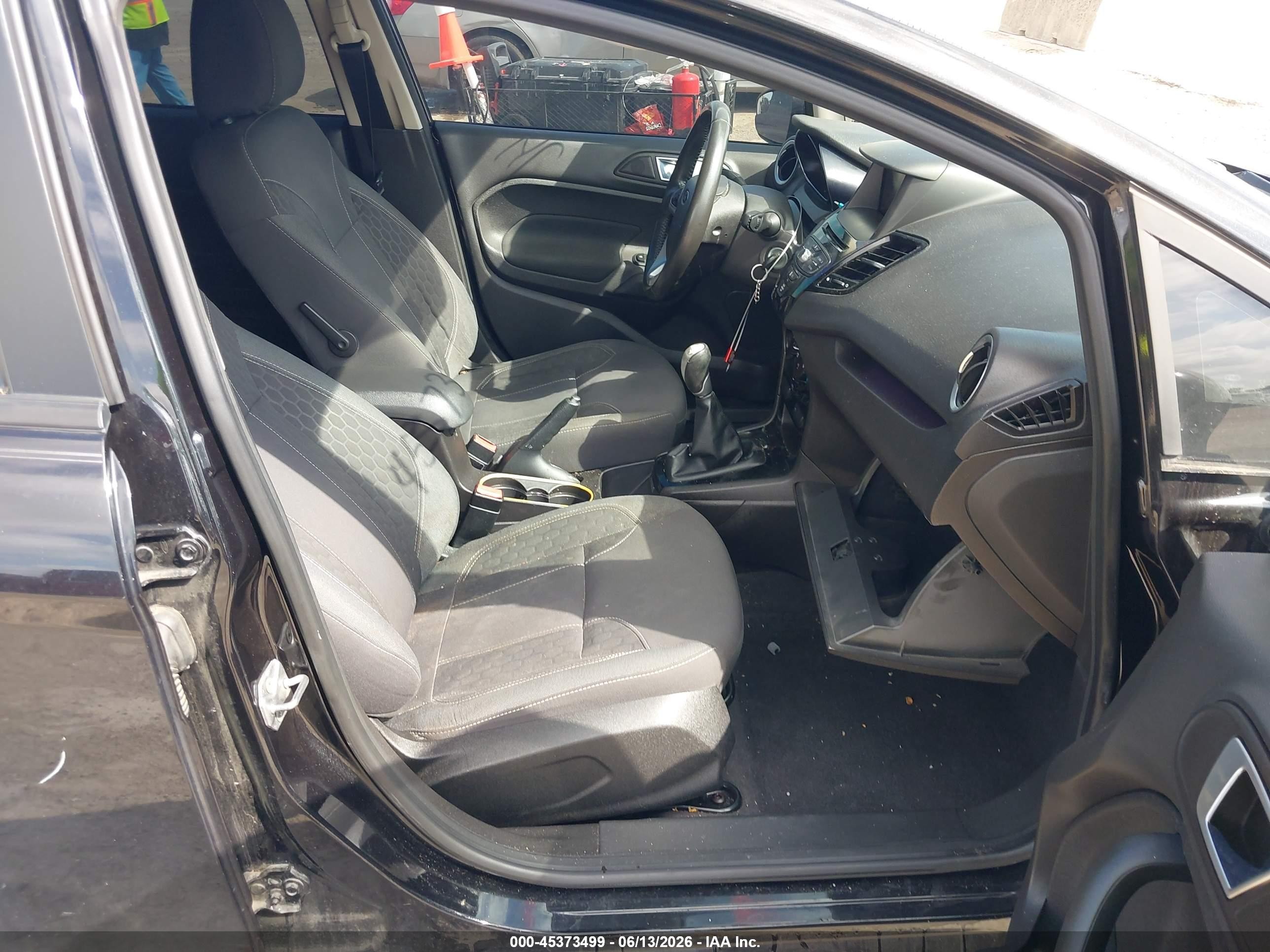 2014 Ford Fiesta Se Black vin: 3FADP4BJ1EM179945