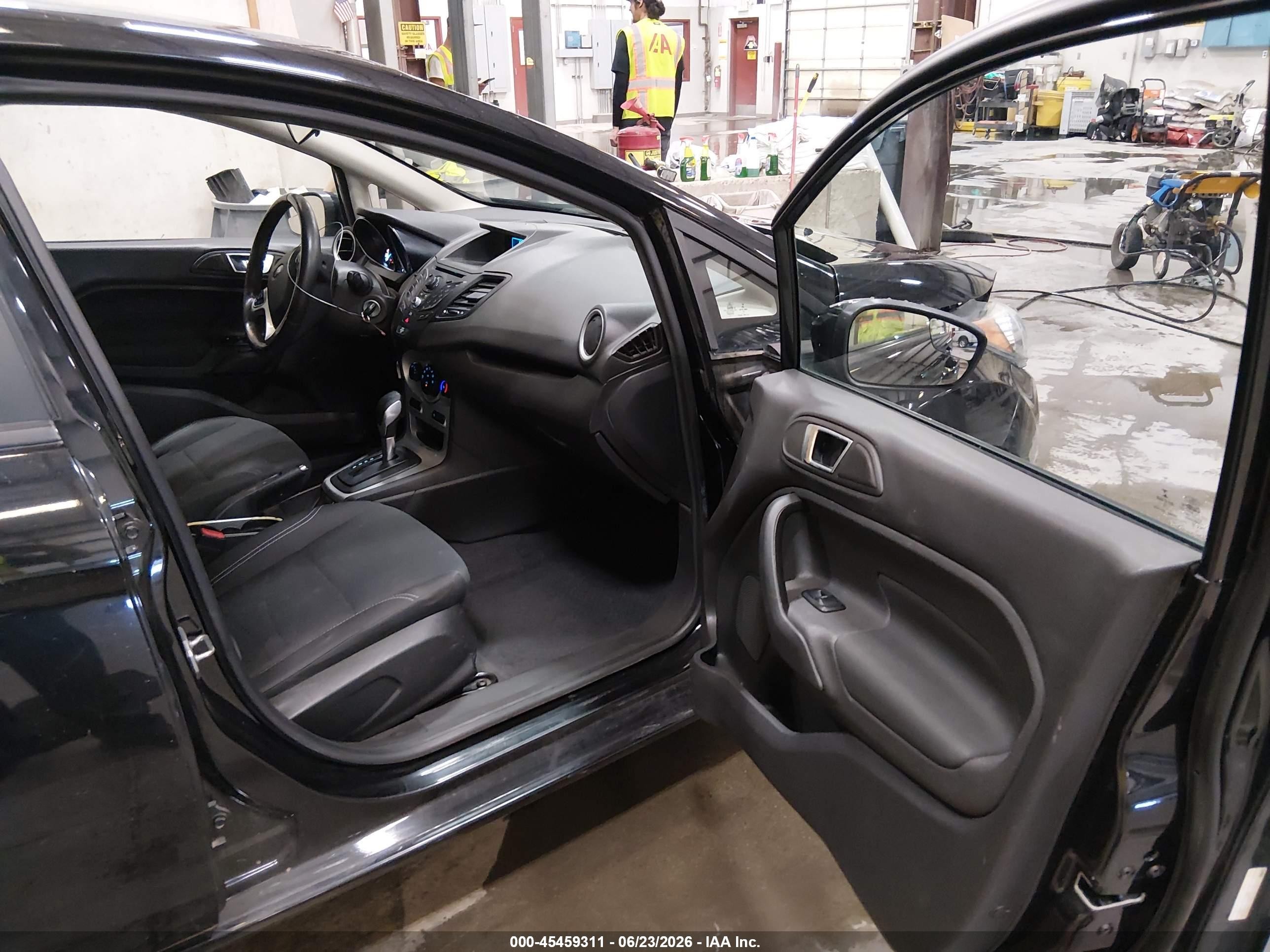 2014 Ford Fiesta Se Black vin: 3FADP4BJ1EM207369
