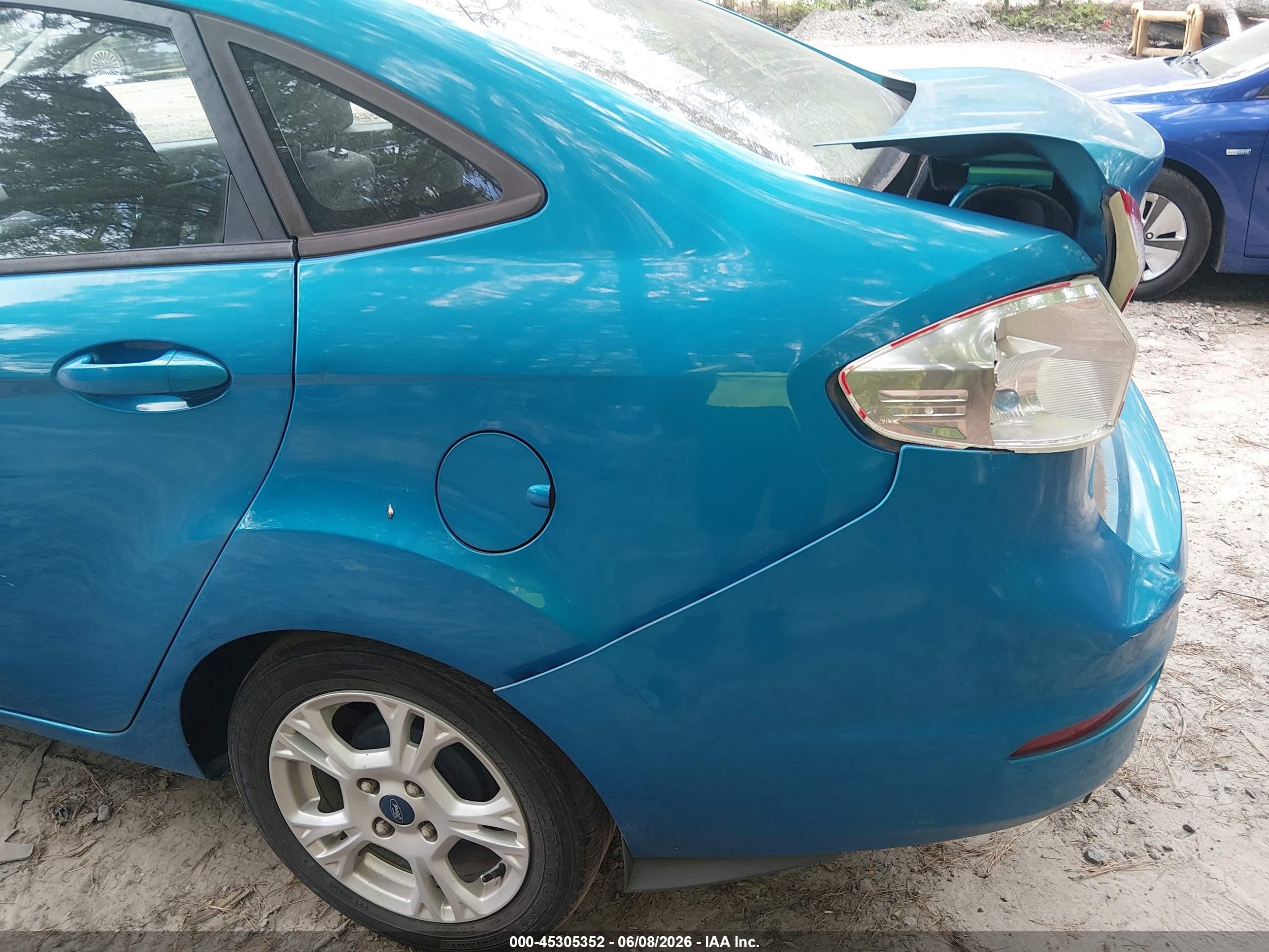 2014 Ford Fiesta Se Blue vin: 3FADP4BJ1EM211101