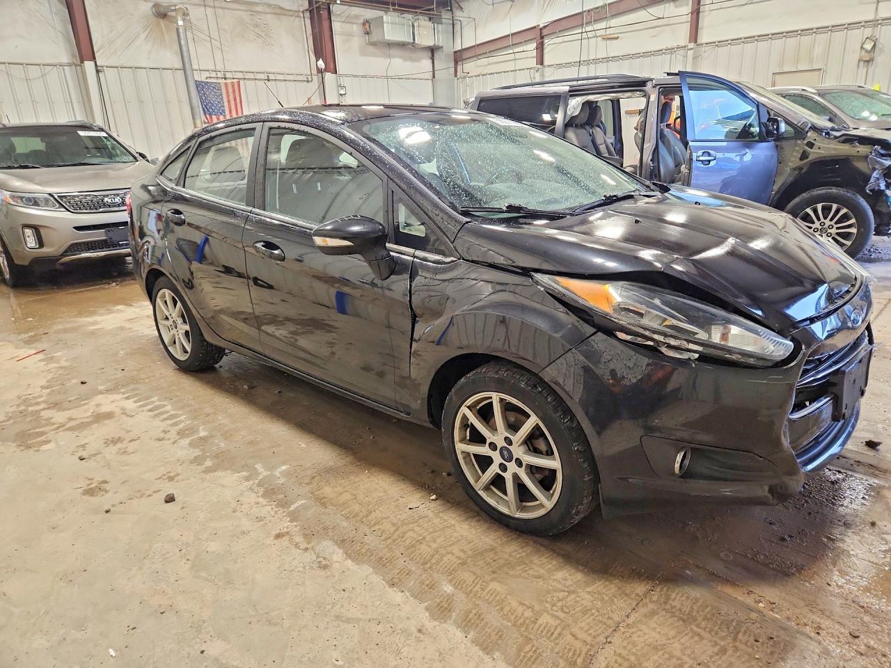 2015 Ford Fiesta Se Черный vin: 3FADP4BJ1FM158143