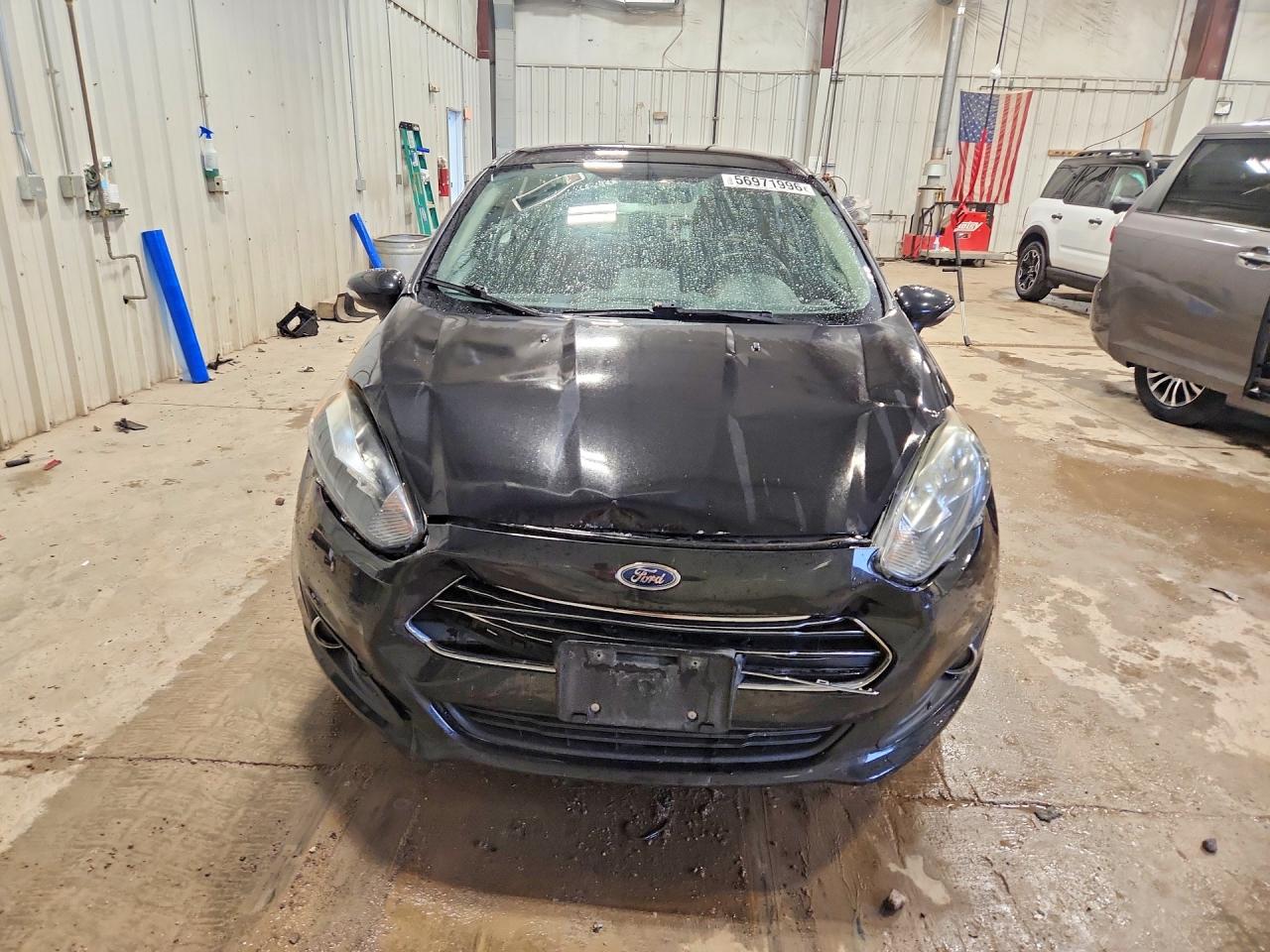 2015 Ford Fiesta Se Черный vin: 3FADP4BJ1FM158143
