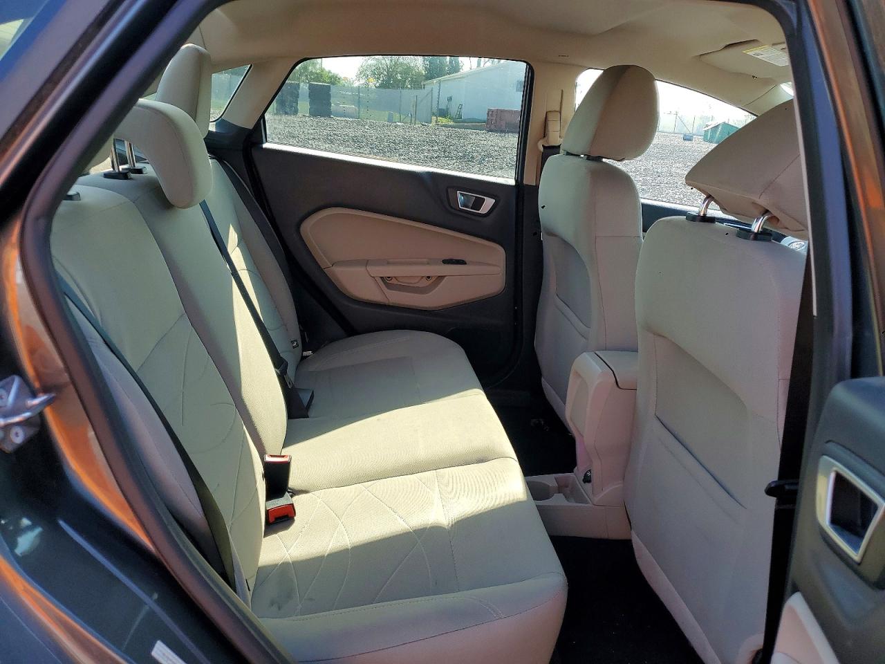 2015 Ford Fiesta Se Gray vin: 3FADP4BJ1FM160765