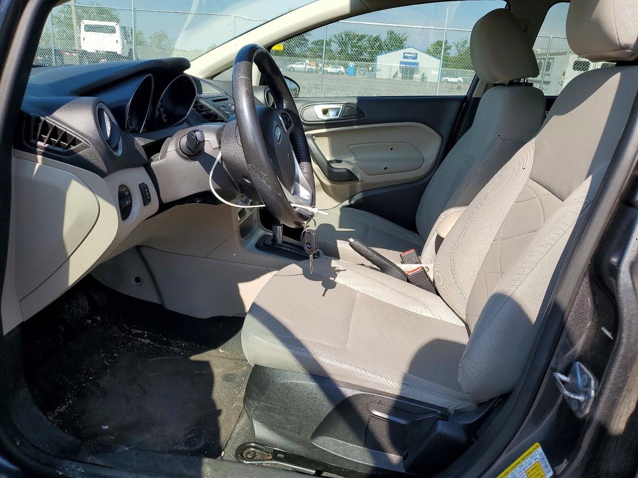 2015 Ford Fiesta Se Gray vin: 3FADP4BJ1FM160765