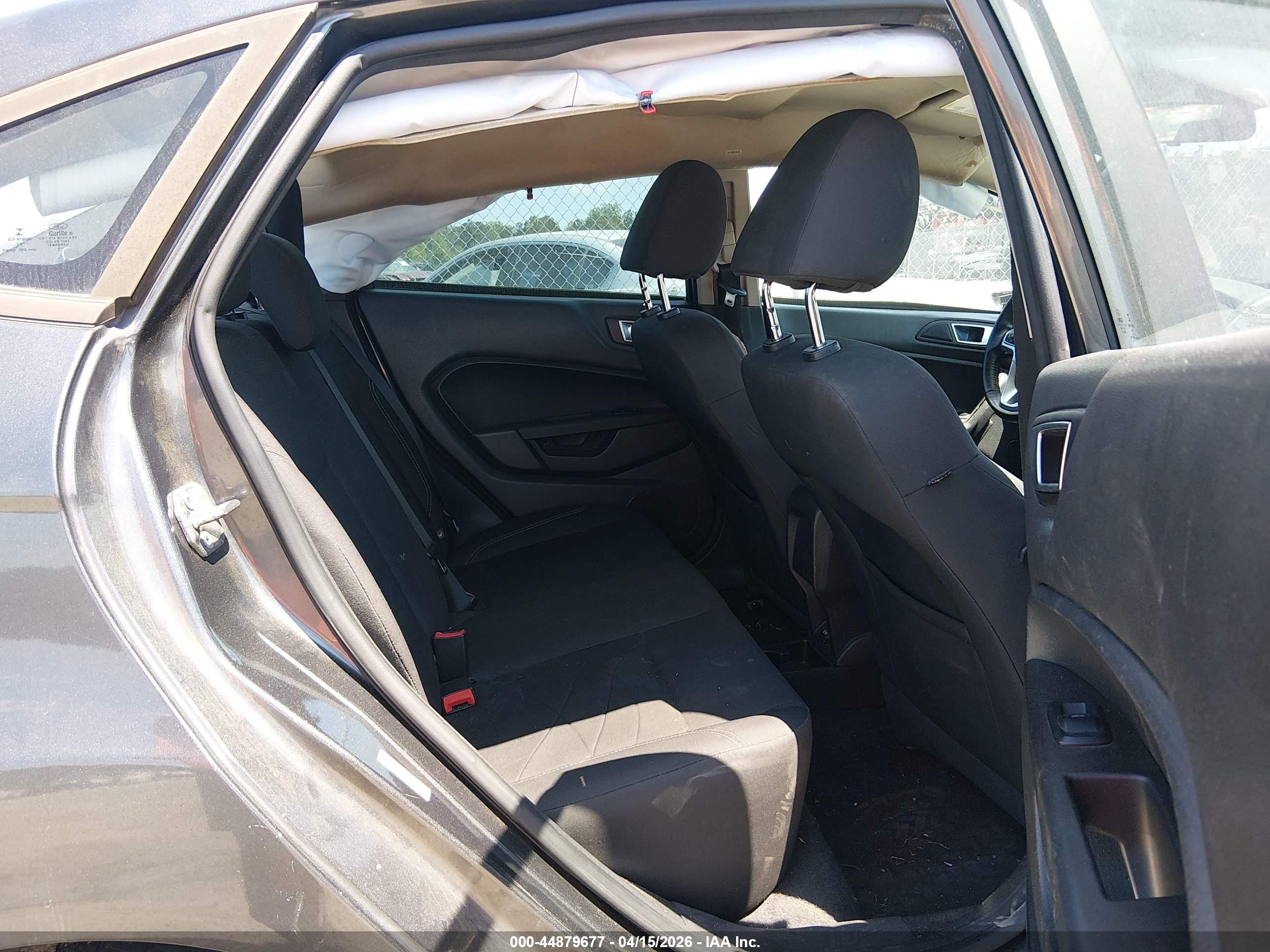 2015 Ford Fiesta Se Black vin: 3FADP4BJ1FM161382