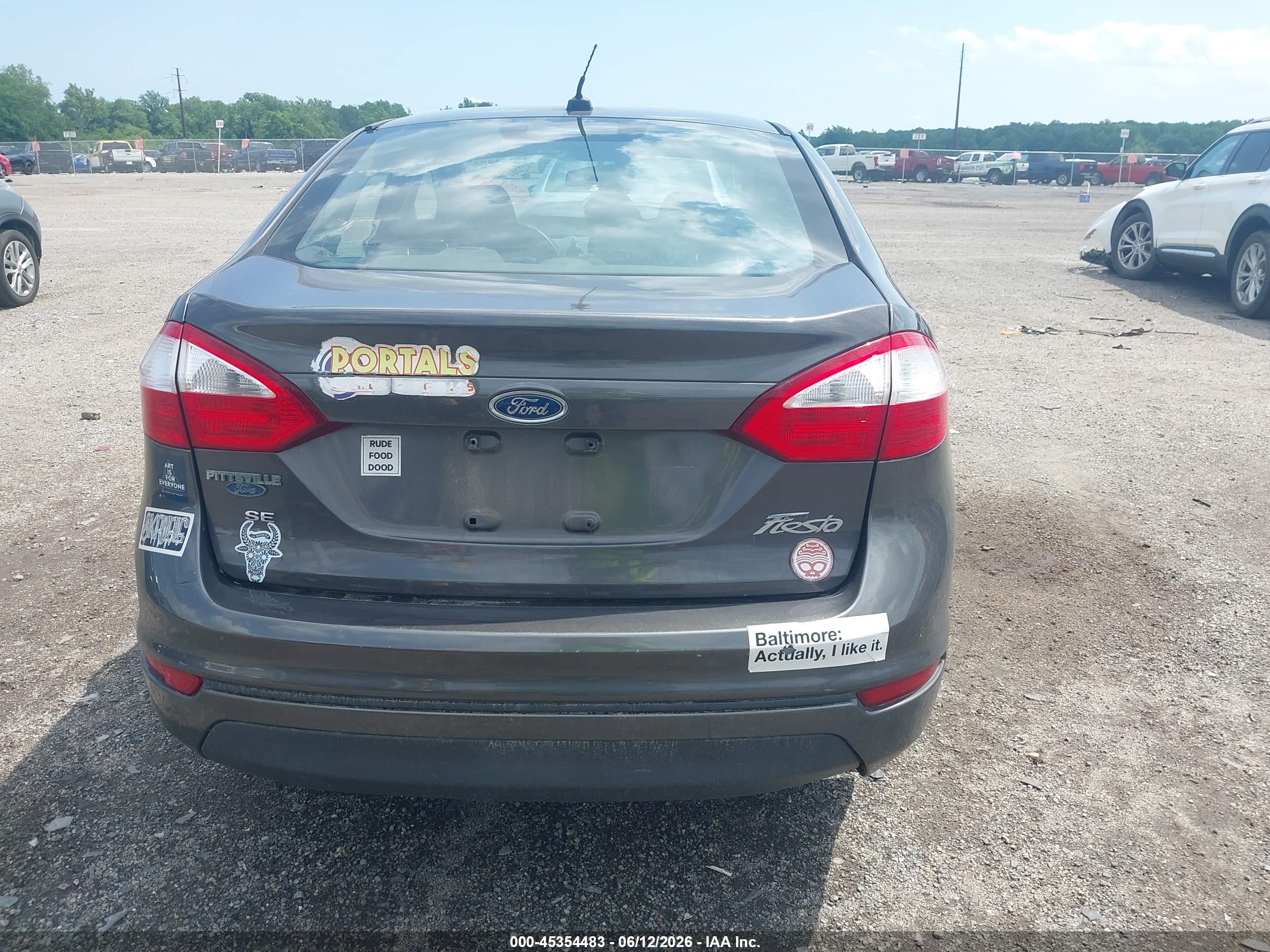 2015 Ford Fiesta Se Gray vin: 3FADP4BJ1FM175511