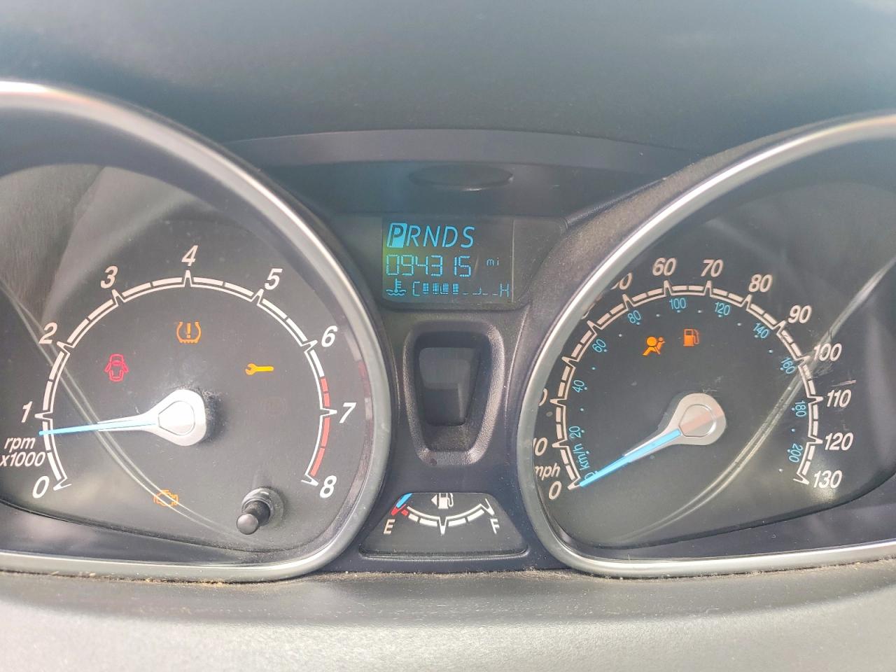 2015 Ford Fiesta Se Серебряный vin: 3FADP4BJ1FM198545