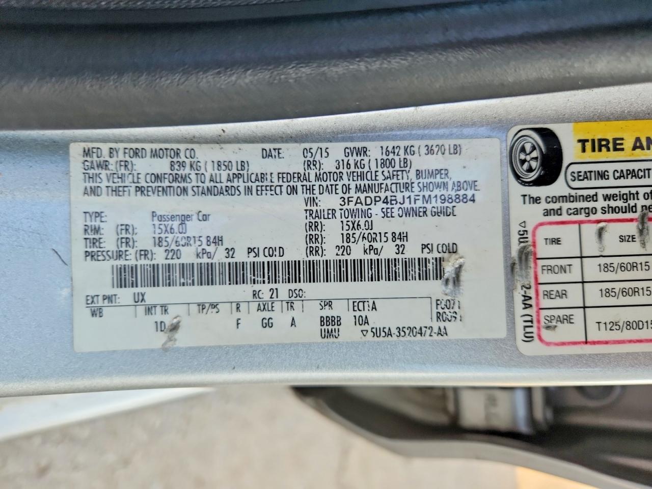 2015 Ford Fiesta Se Серебряный vin: 3FADP4BJ1FM198884
