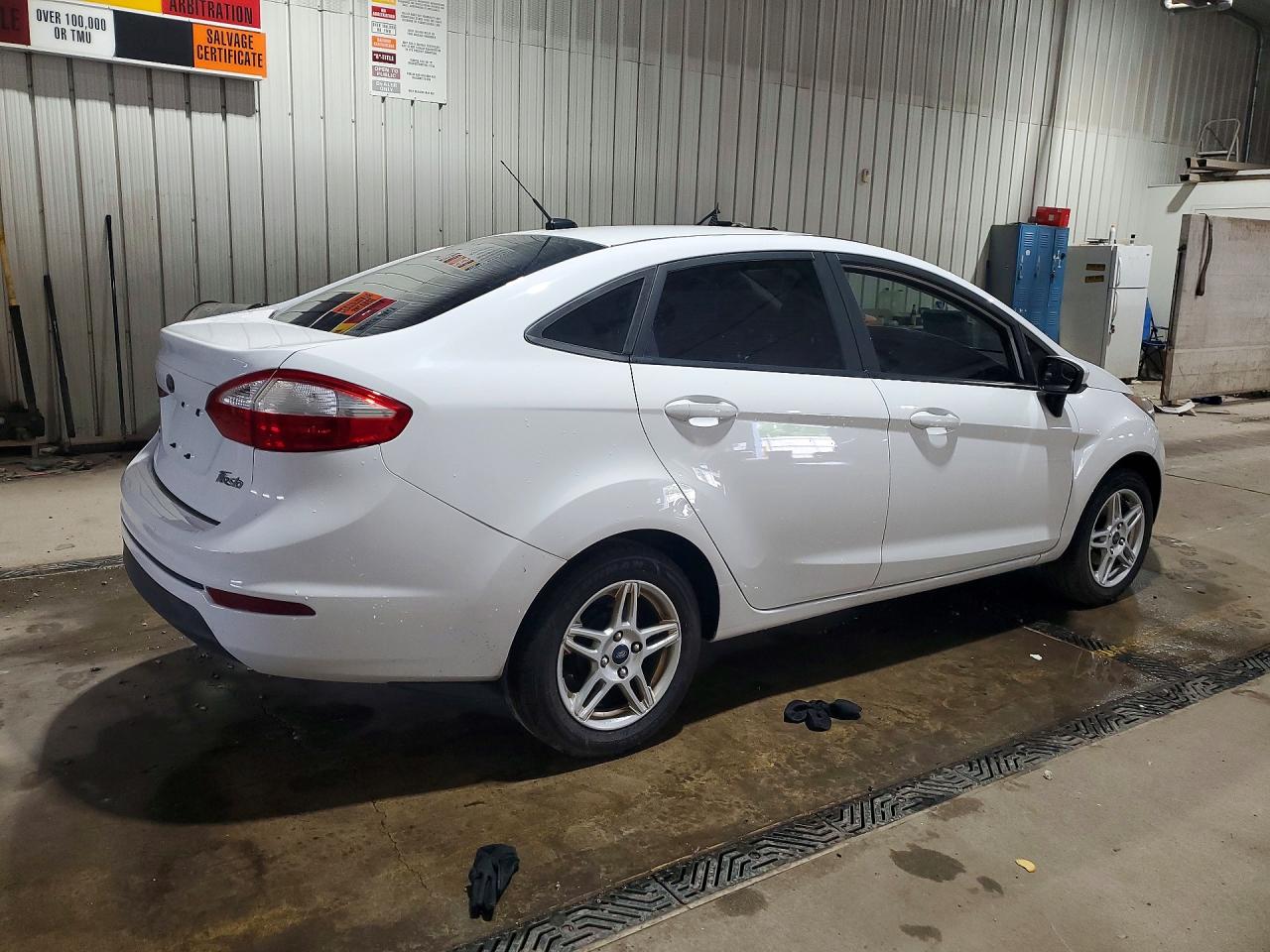 2017 Ford Fiesta Se White vin: 3FADP4BJ1HM125078