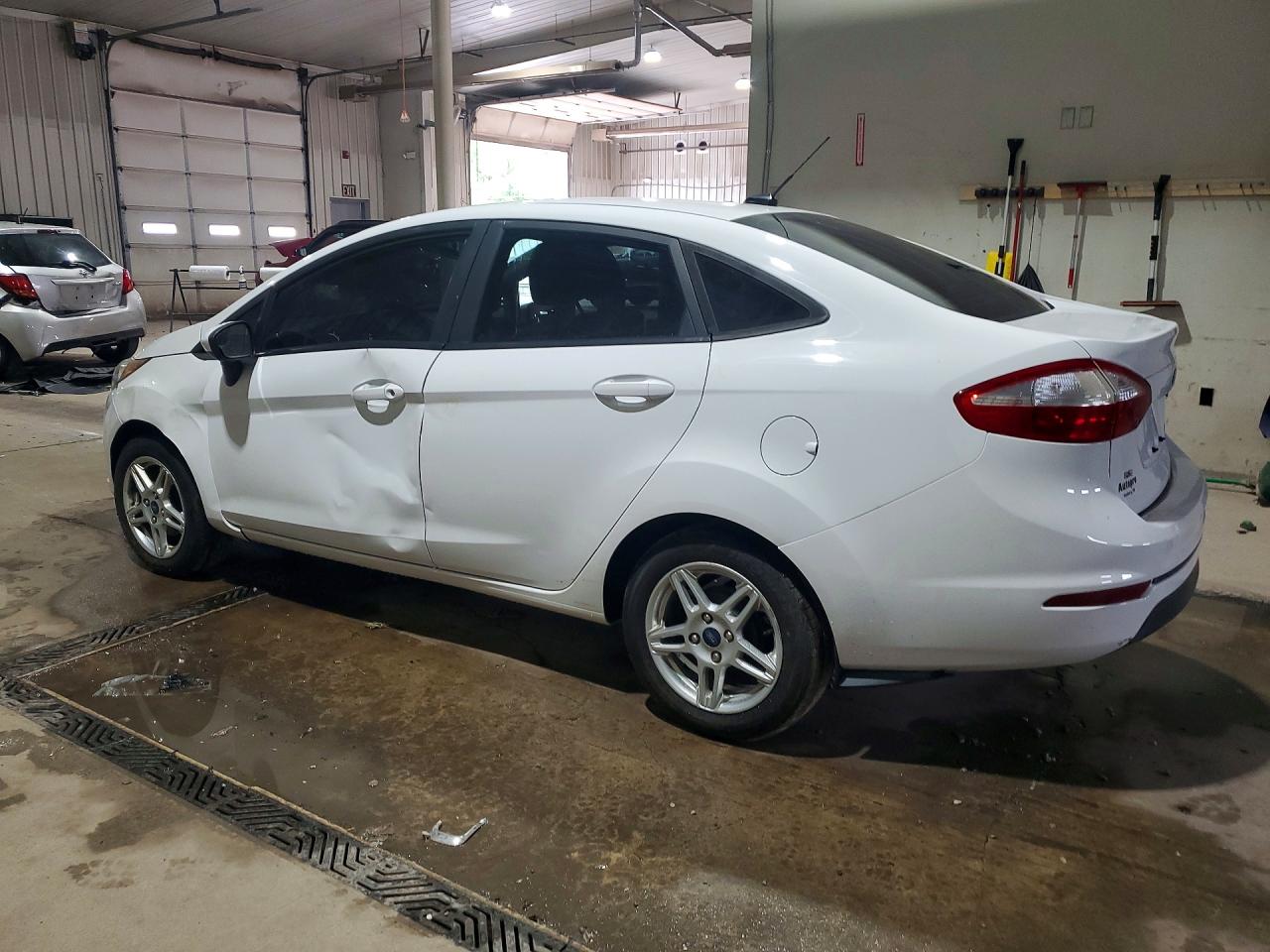 2017 Ford Fiesta Se White vin: 3FADP4BJ1HM125078