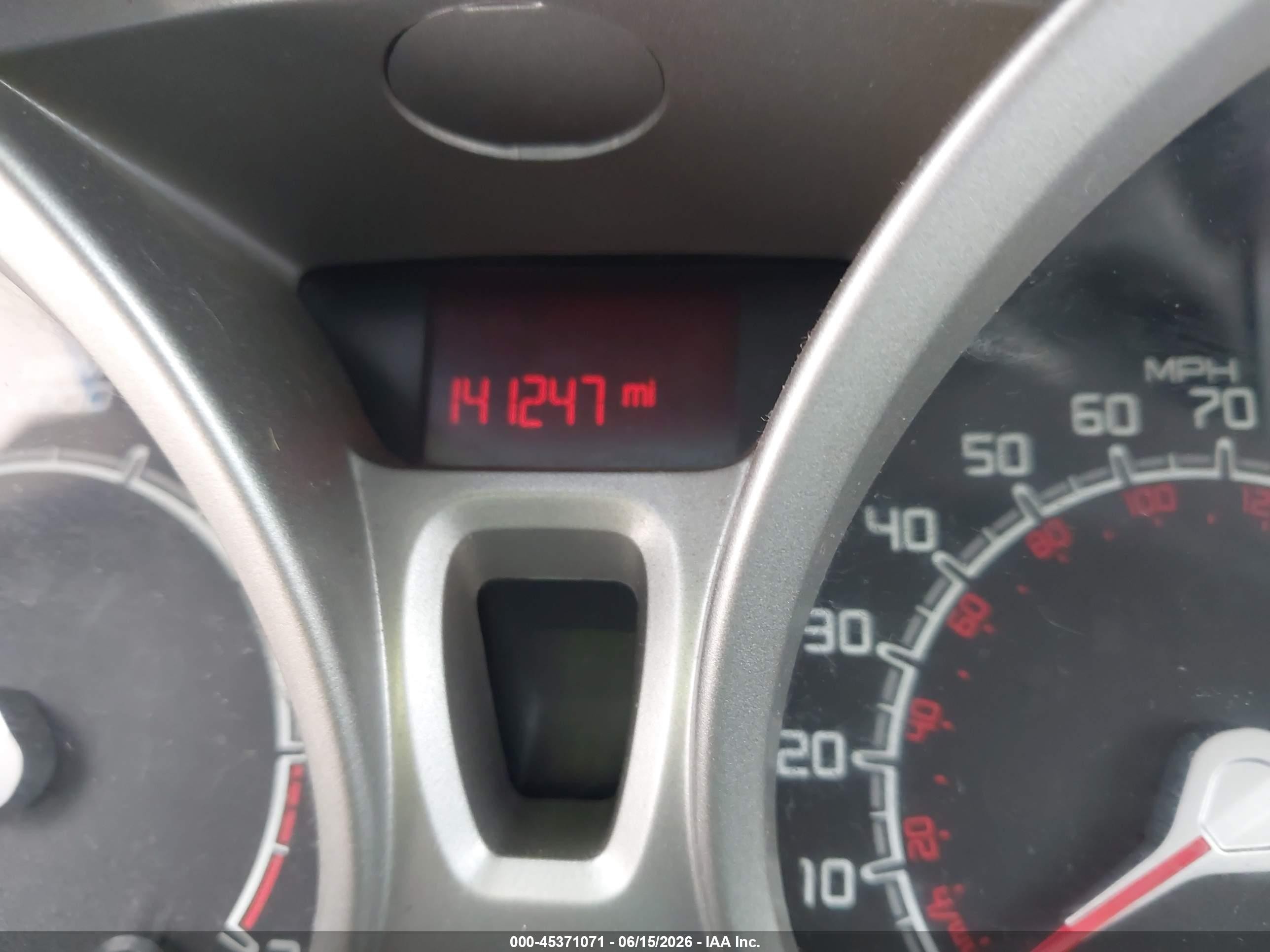 2013 Ford Fiesta Se Серебряный vin: 3FADP4BJ2DM118747