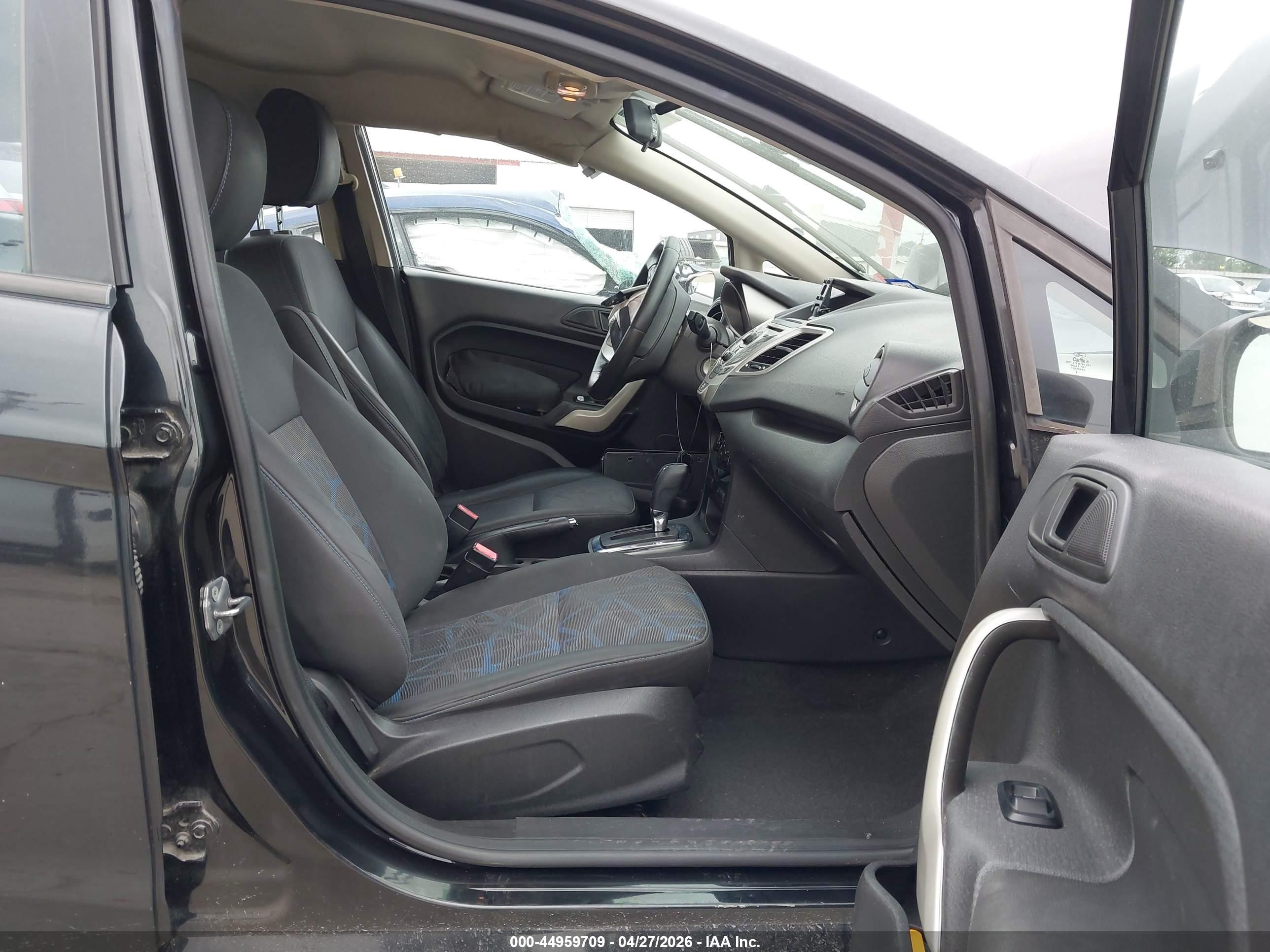 2013 Ford Fiesta Se Black vin: 3FADP4BJ2DM167902