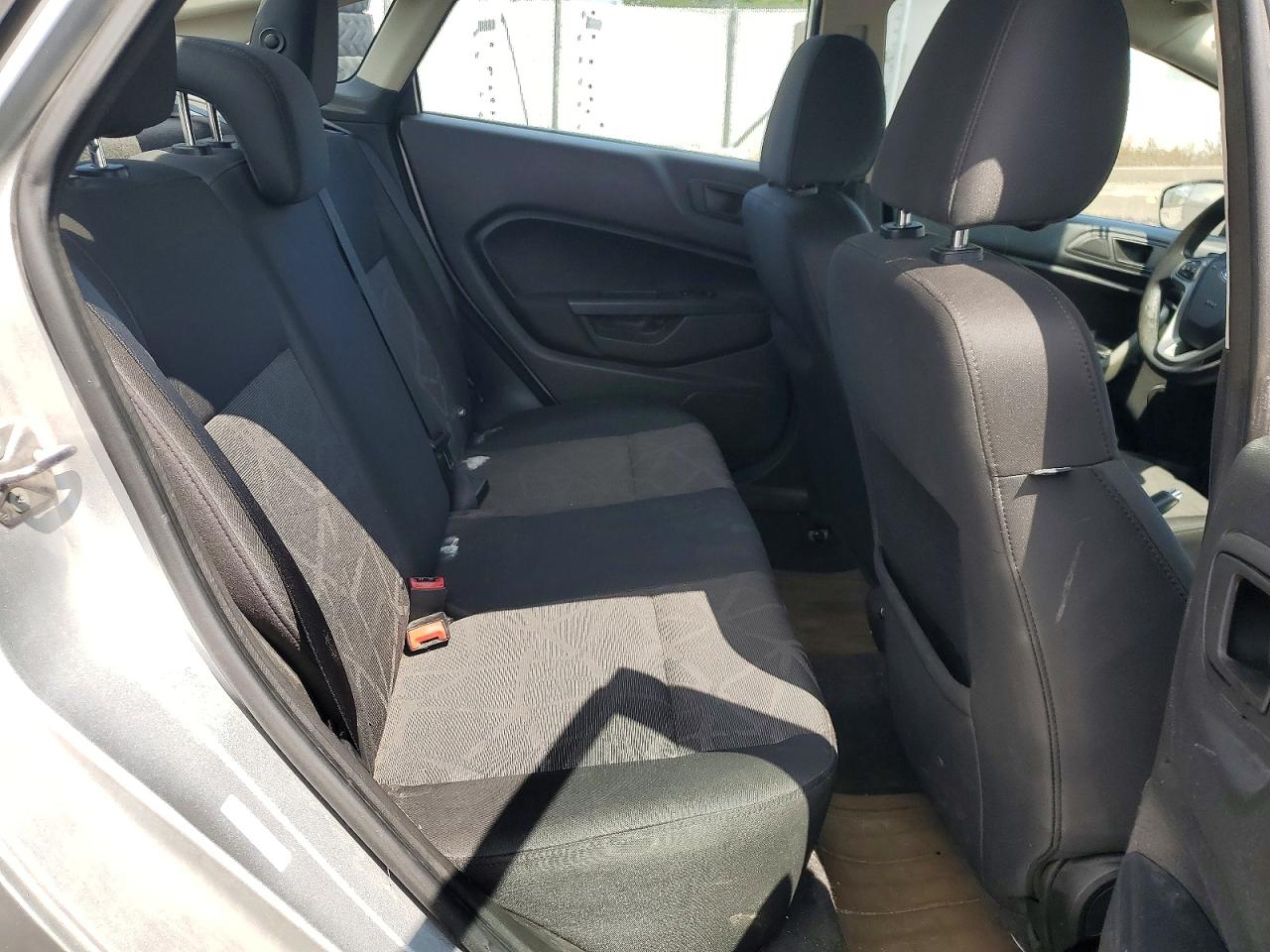 2013 Ford Fiesta Se Silver vin: 3FADP4BJ2DM183534