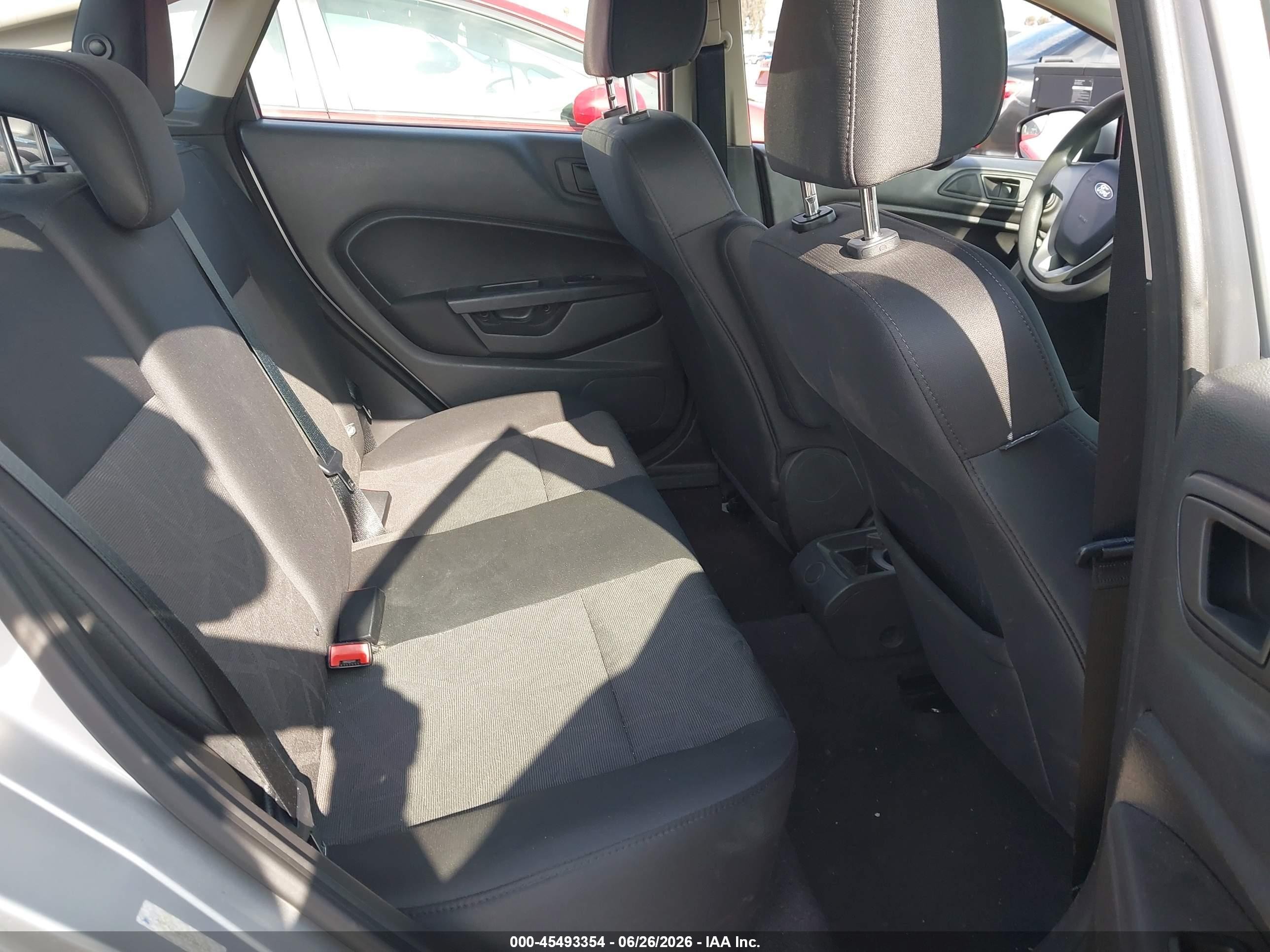 2013 Ford Fiesta Se Silver vin: 3FADP4BJ2DM186109