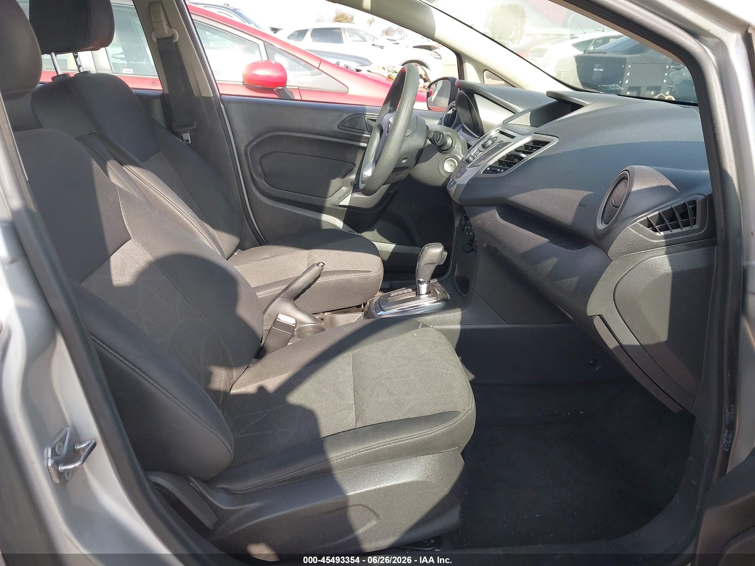 2013 Ford Fiesta Se Silver vin: 3FADP4BJ2DM186109