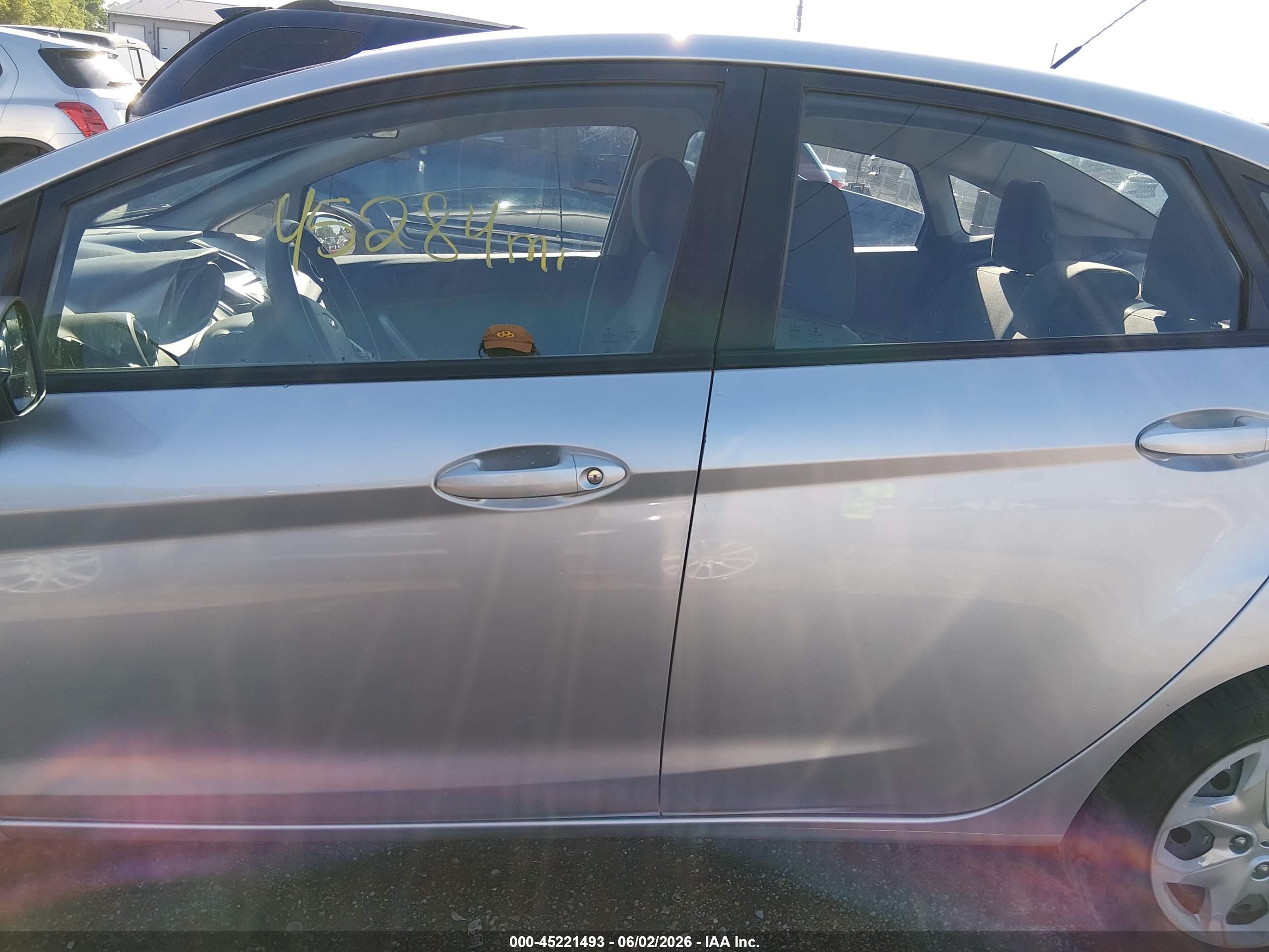 2013 Ford Fiesta Se Silver vin: 3FADP4BJ2DM204138