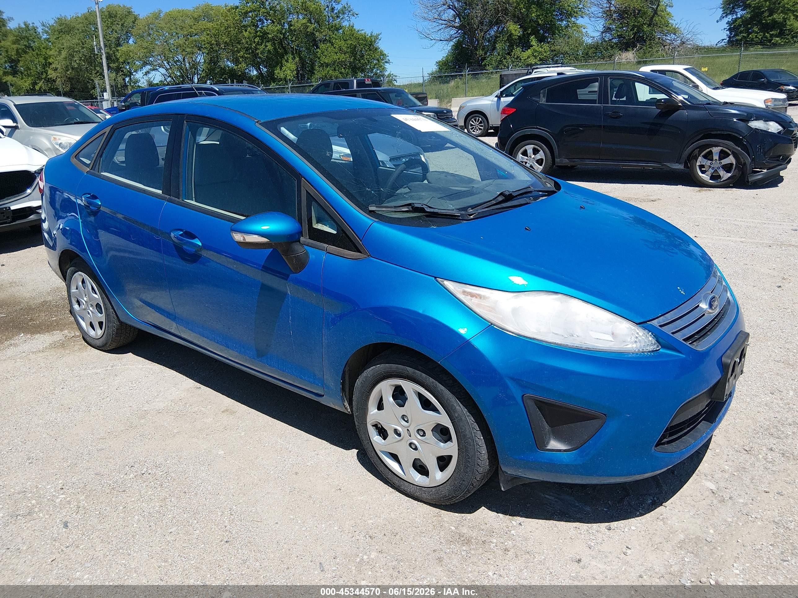2013 Ford Fiesta Se Blue vin: 3FADP4BJ2DM204771