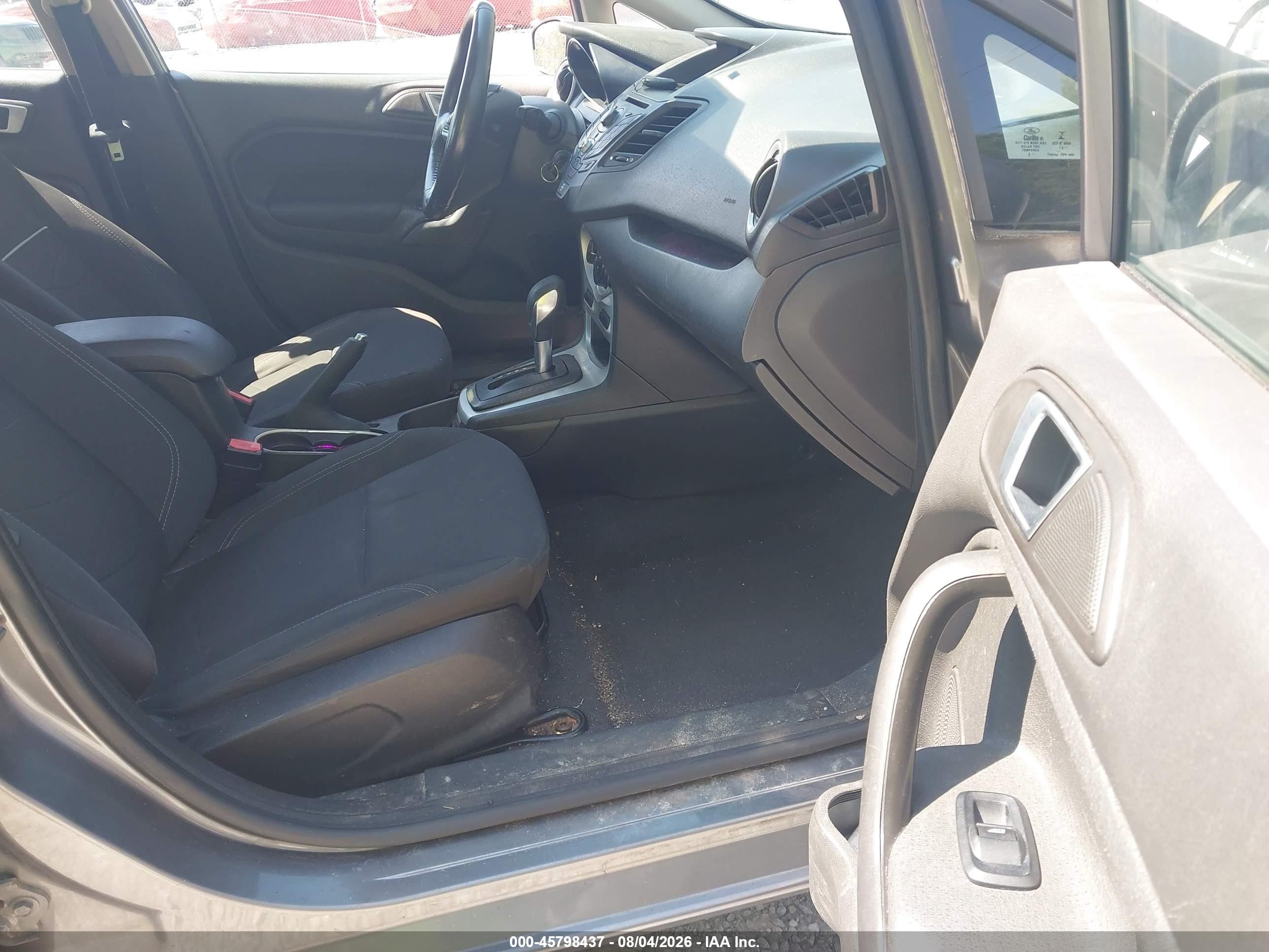2014 Ford Fiesta Se Gray vin: 3FADP4BJ2EM182854
