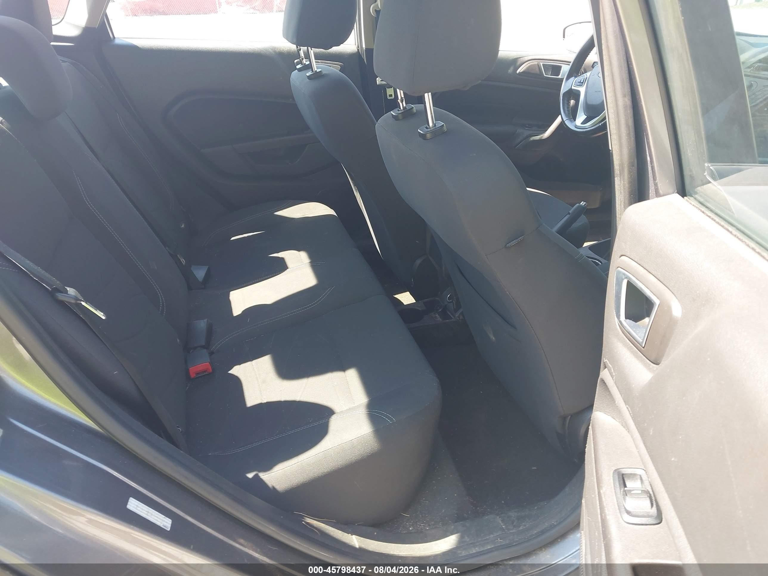 2014 Ford Fiesta Se Gray vin: 3FADP4BJ2EM182854