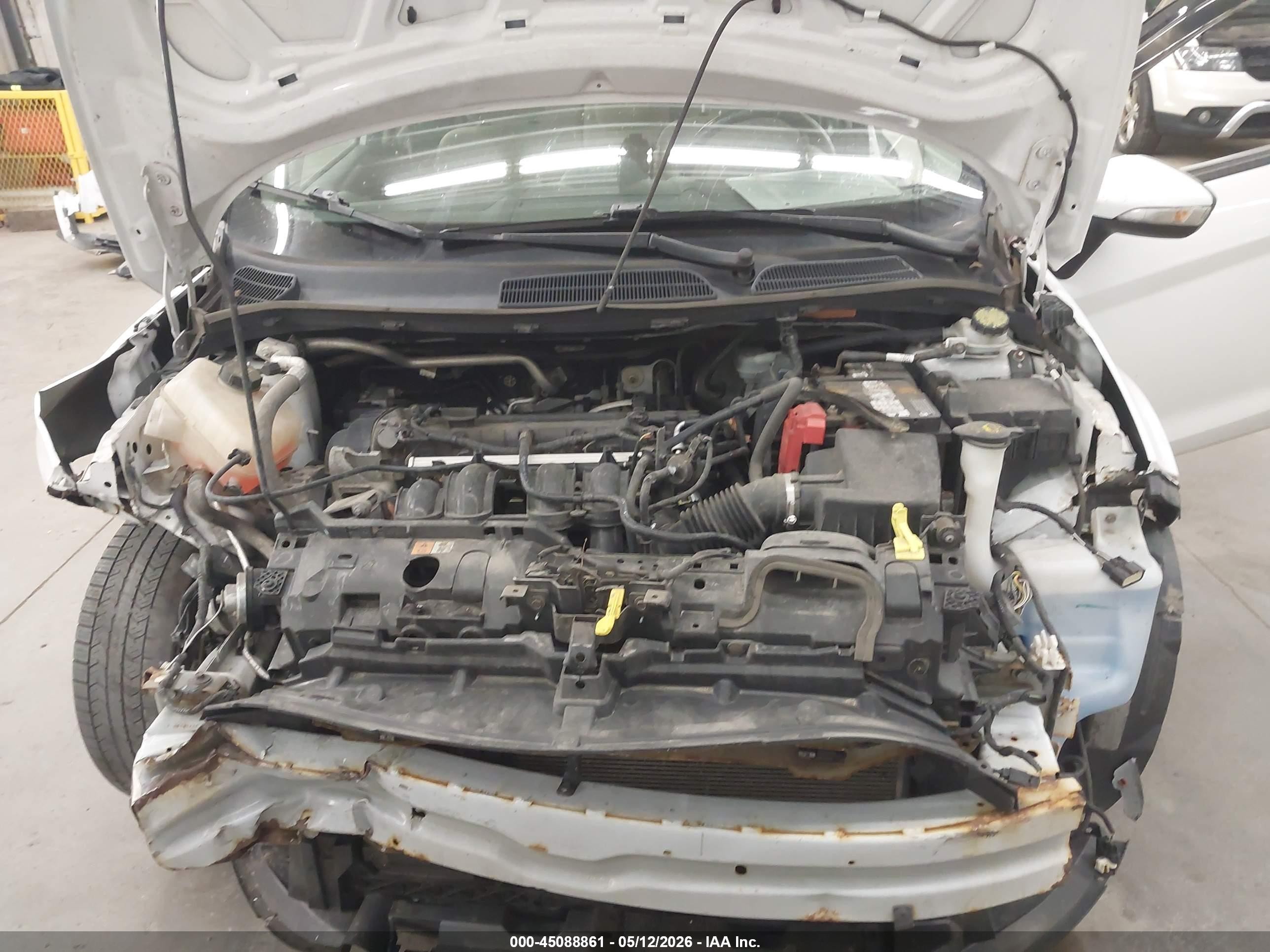 2015 Ford Fiesta Se Белый vin: 3FADP4BJ2FM130142
