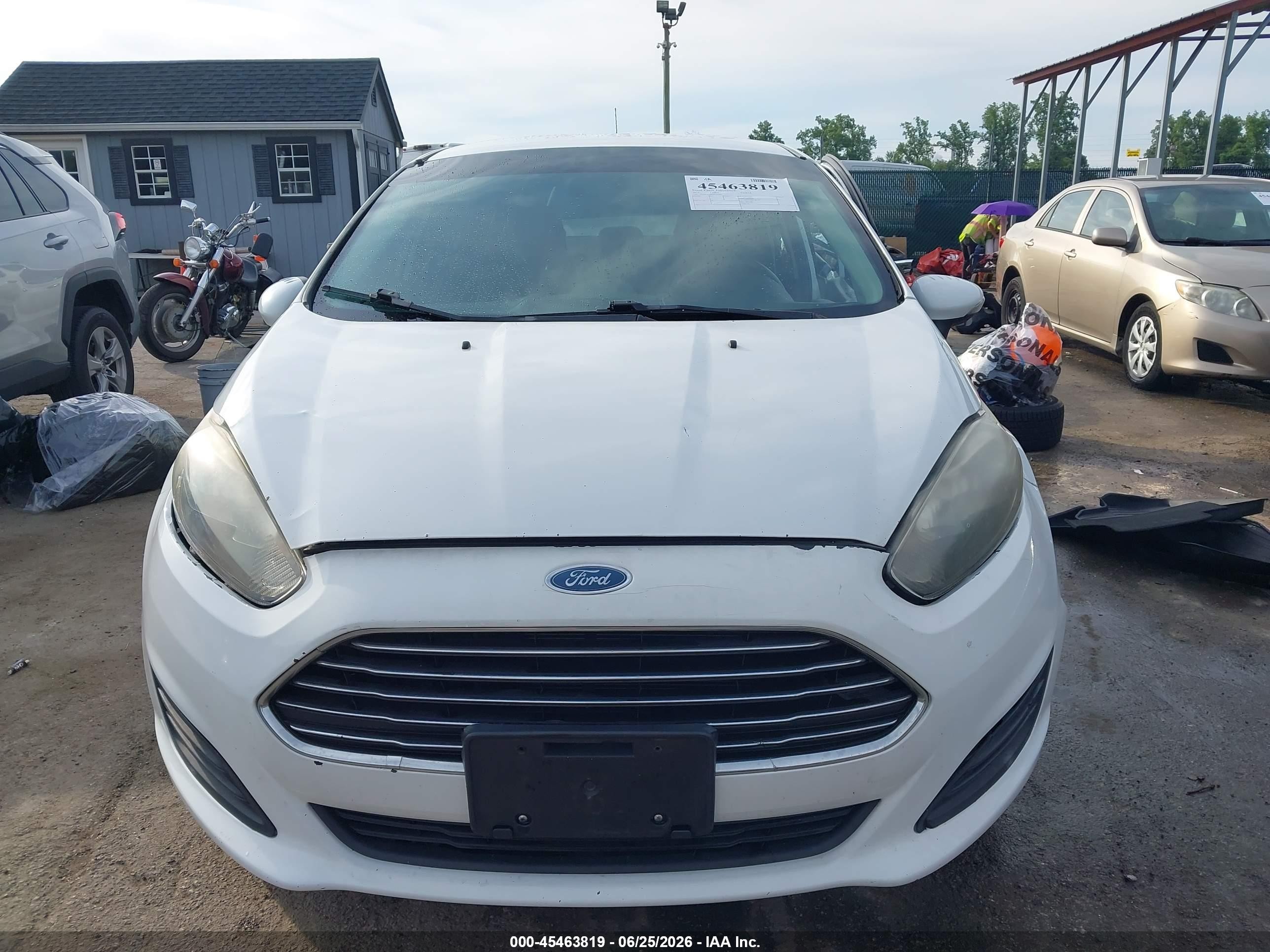 2015 Ford Fiesta Se White vin: 3FADP4BJ2FM132781