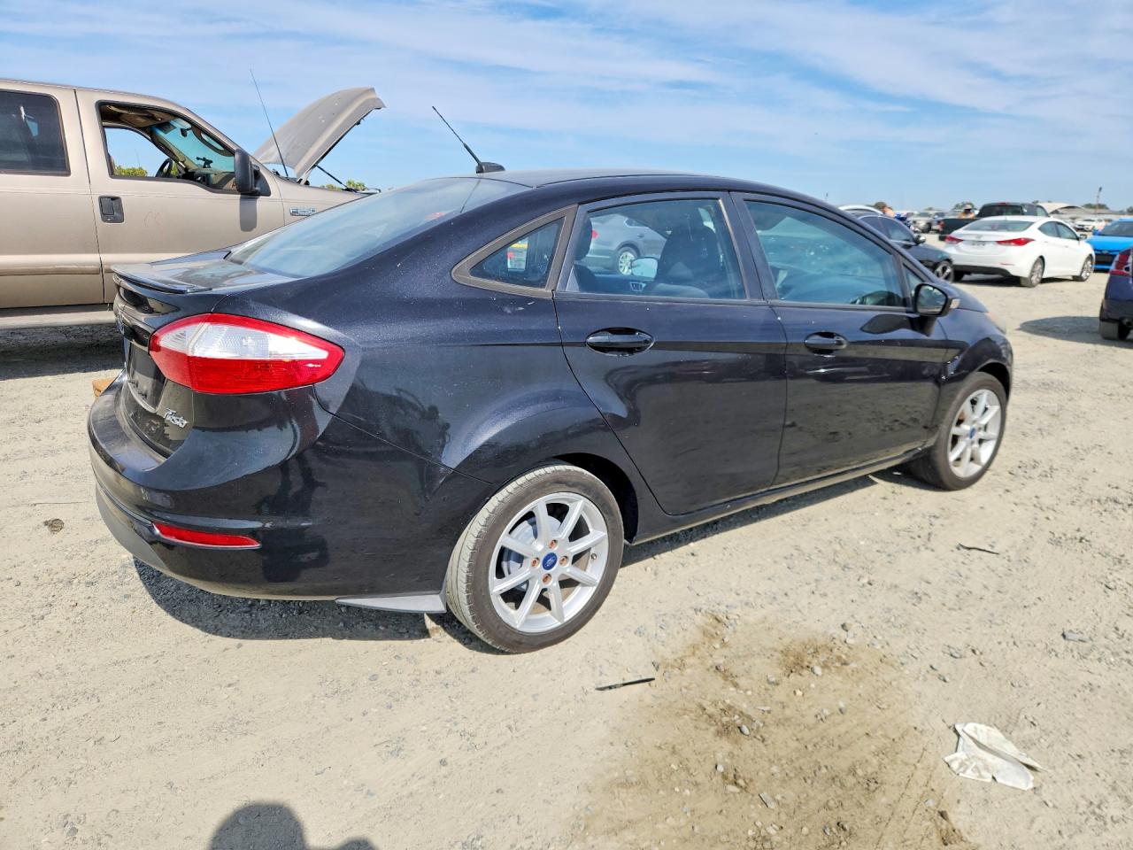 2015 Ford Fiesta Se Black vin: 3FADP4BJ2FM164727