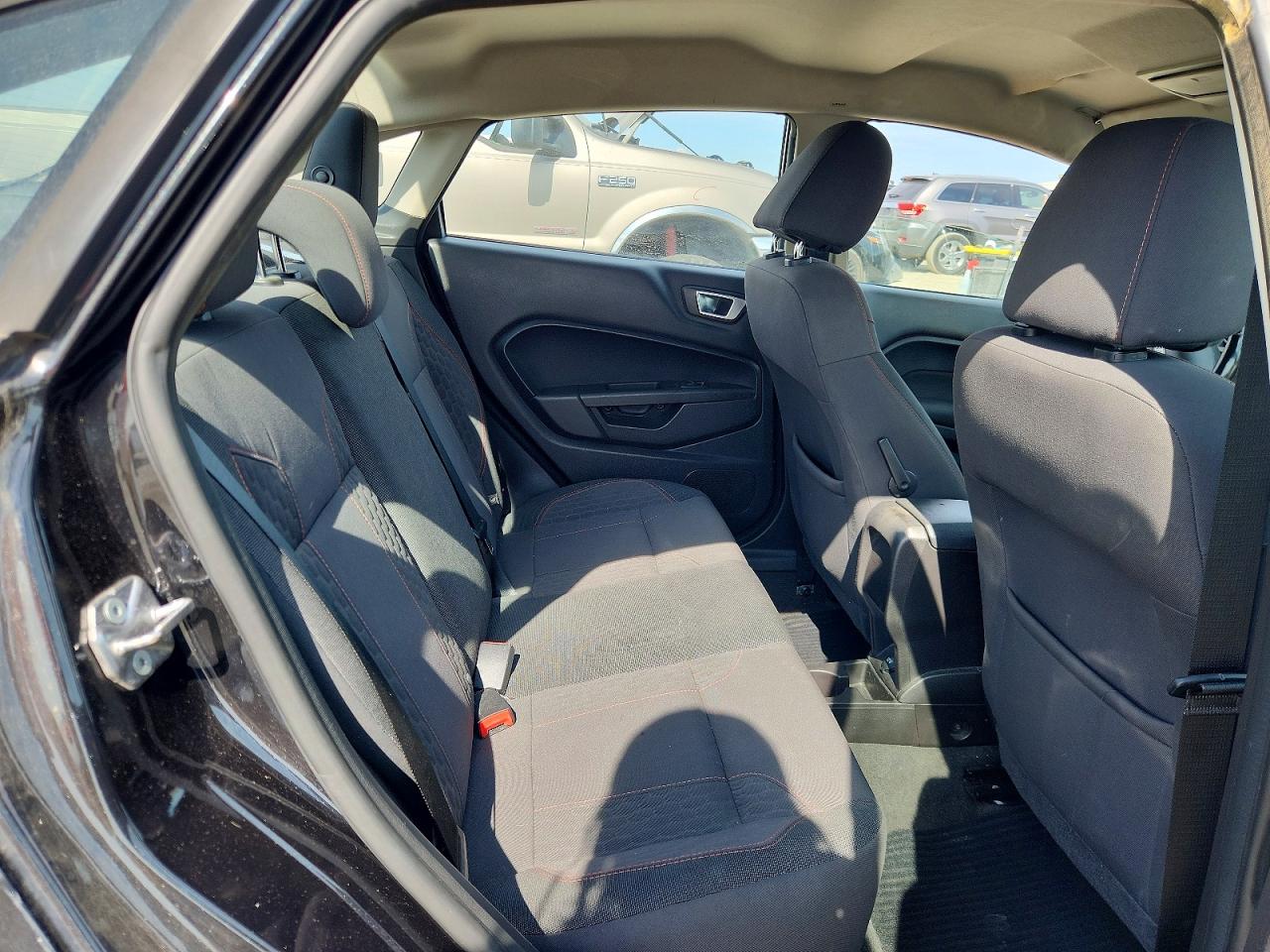 2015 Ford Fiesta Se Black vin: 3FADP4BJ2FM164727