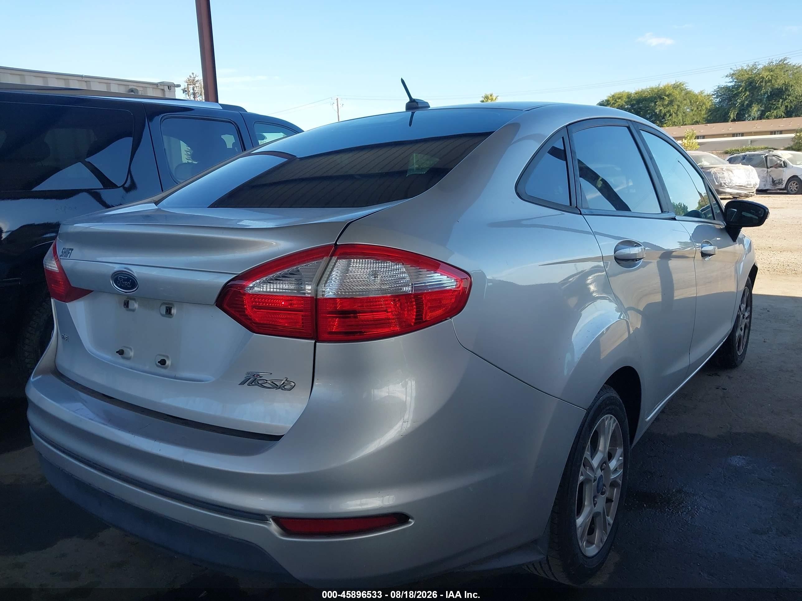 2015 Ford Fiesta Se Silver vin: 3FADP4BJ2FM190969