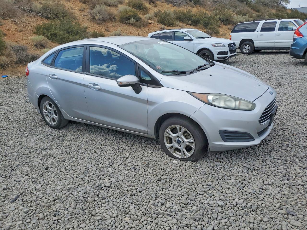 2015 Ford Fiesta Se Silver vin: 3FADP4BJ2FM200285
