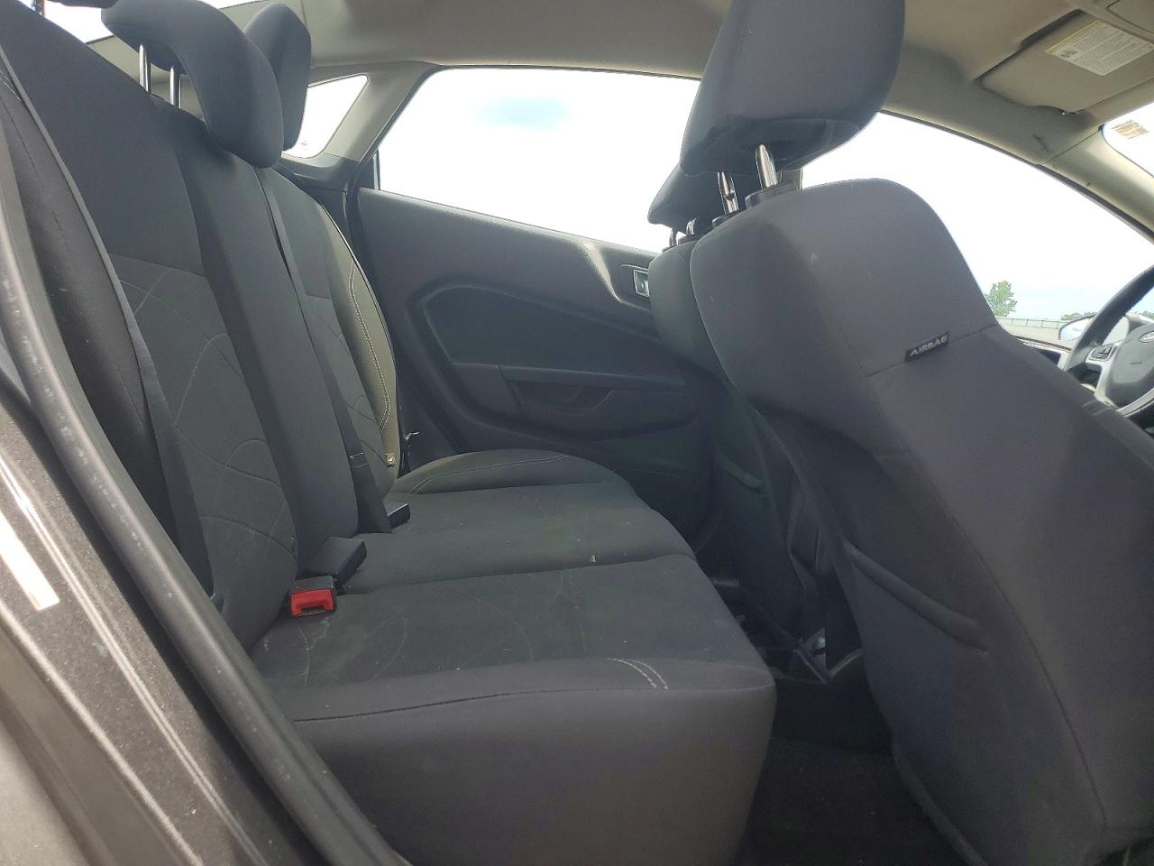 2015 Ford Fiesta Se Gray vin: 3FADP4BJ2FM207785