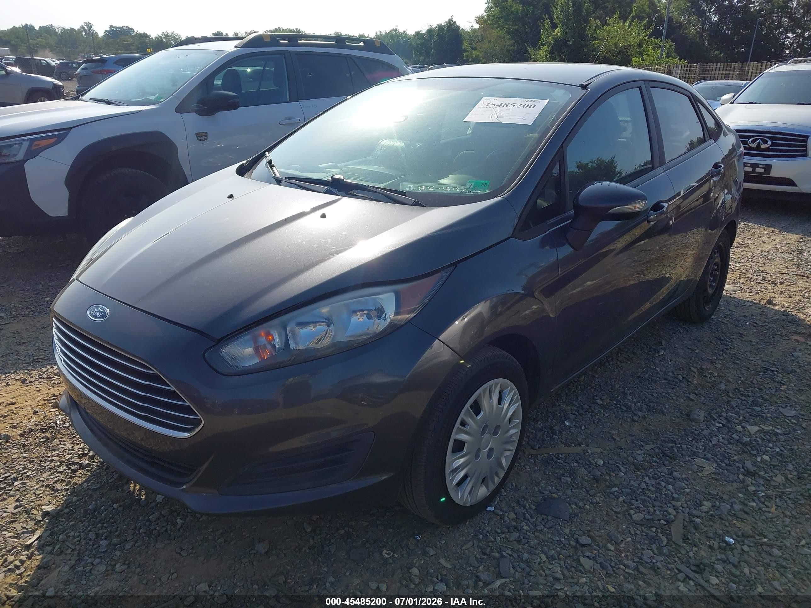 2015 Ford Fiesta Se Gray vin: 3FADP4BJ2FM219015