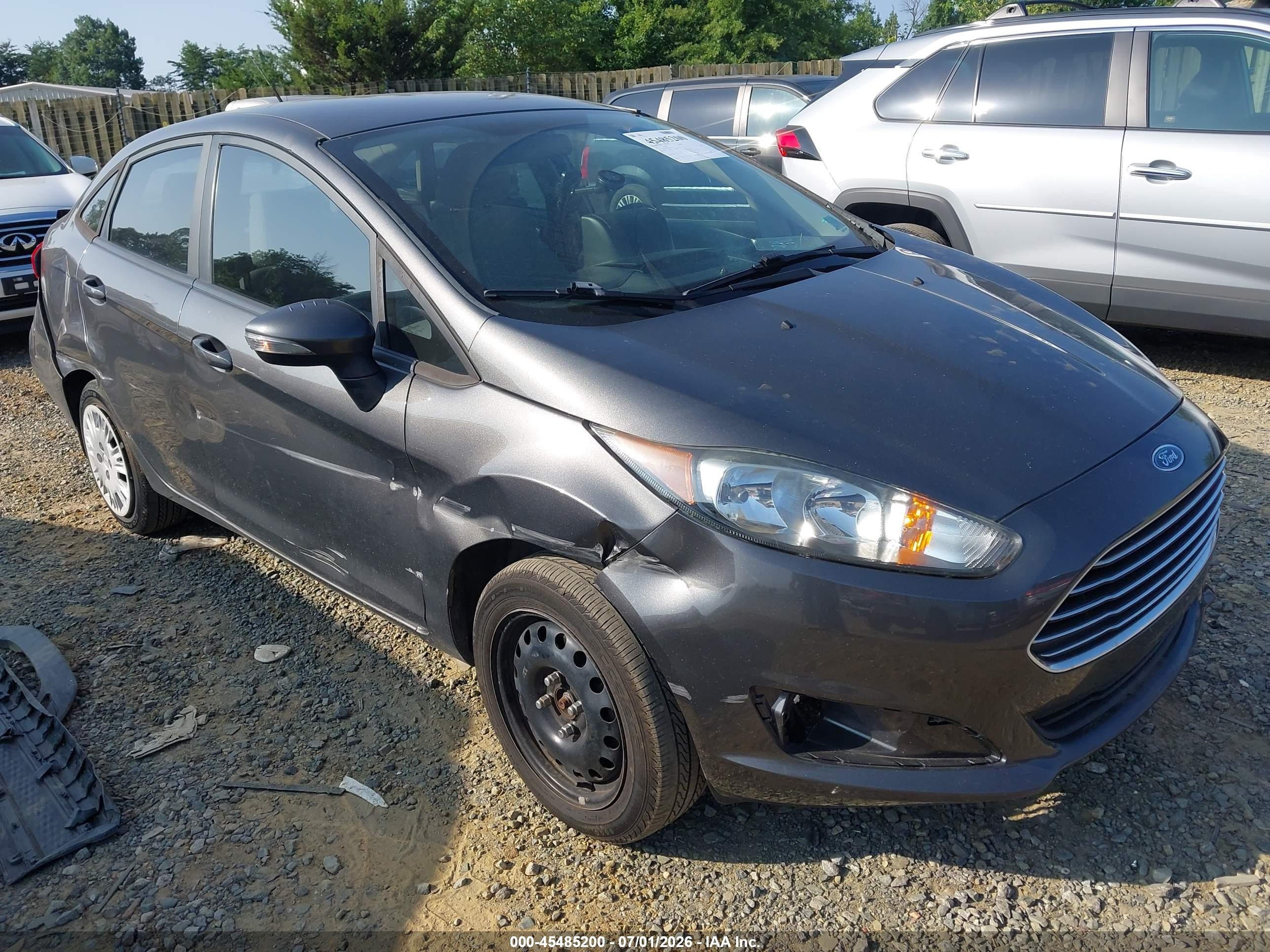 2015 Ford Fiesta Se Gray vin: 3FADP4BJ2FM219015