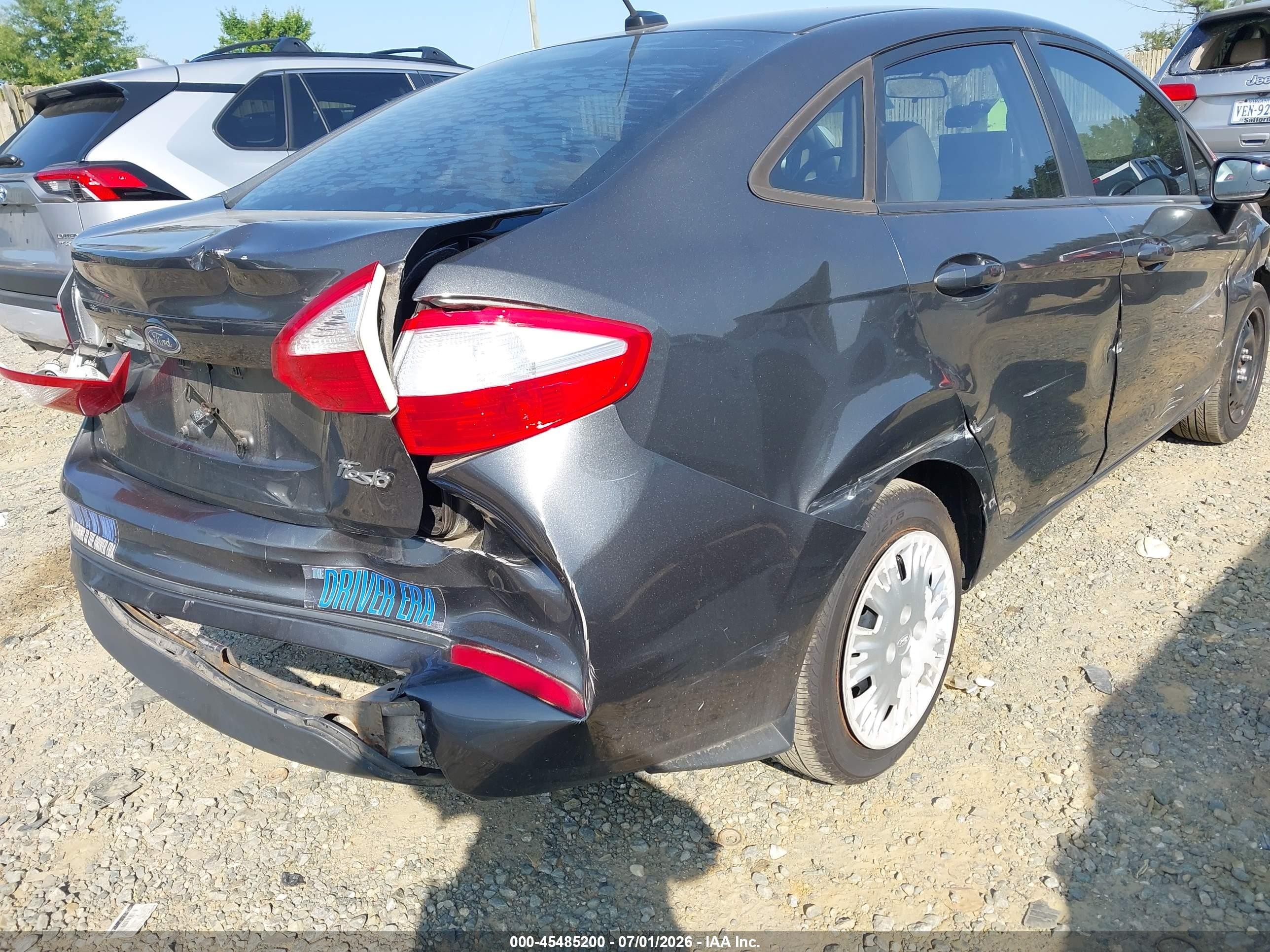 2015 Ford Fiesta Se Gray vin: 3FADP4BJ2FM219015