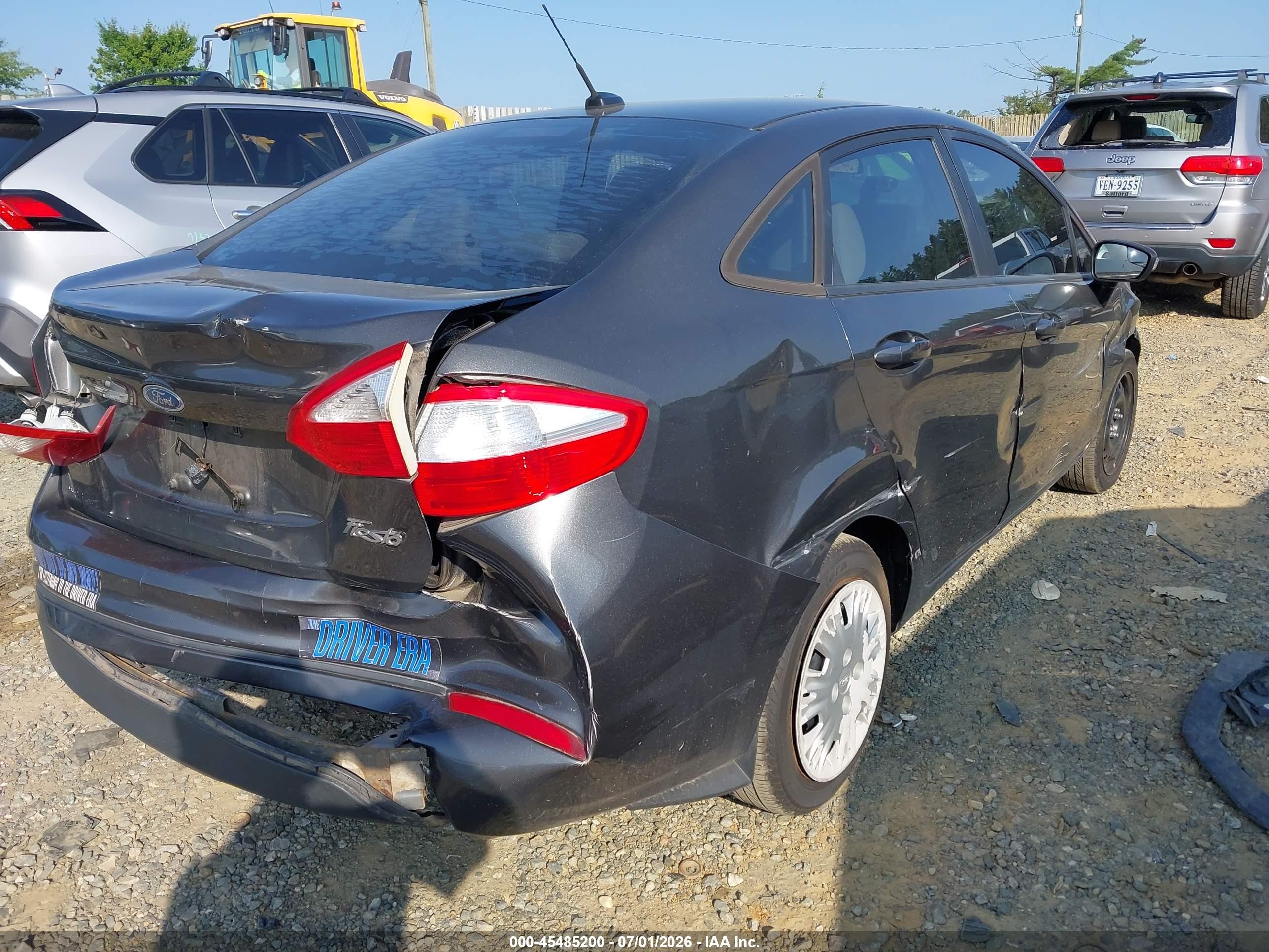 2015 Ford Fiesta Se Gray vin: 3FADP4BJ2FM219015
