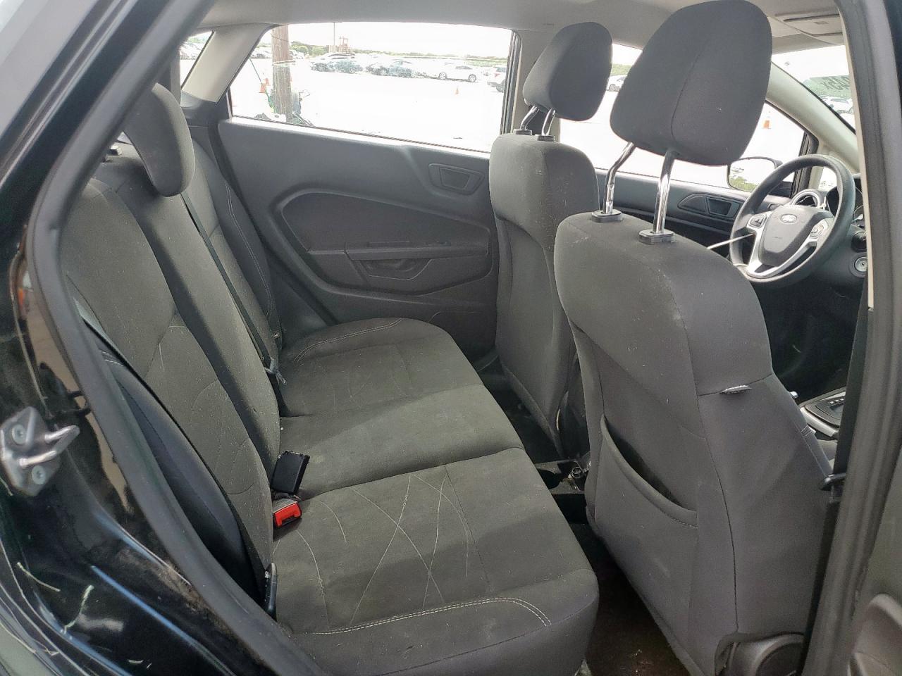 2018 Ford Fiesta Se Black vin: 3FADP4BJ2JM111888