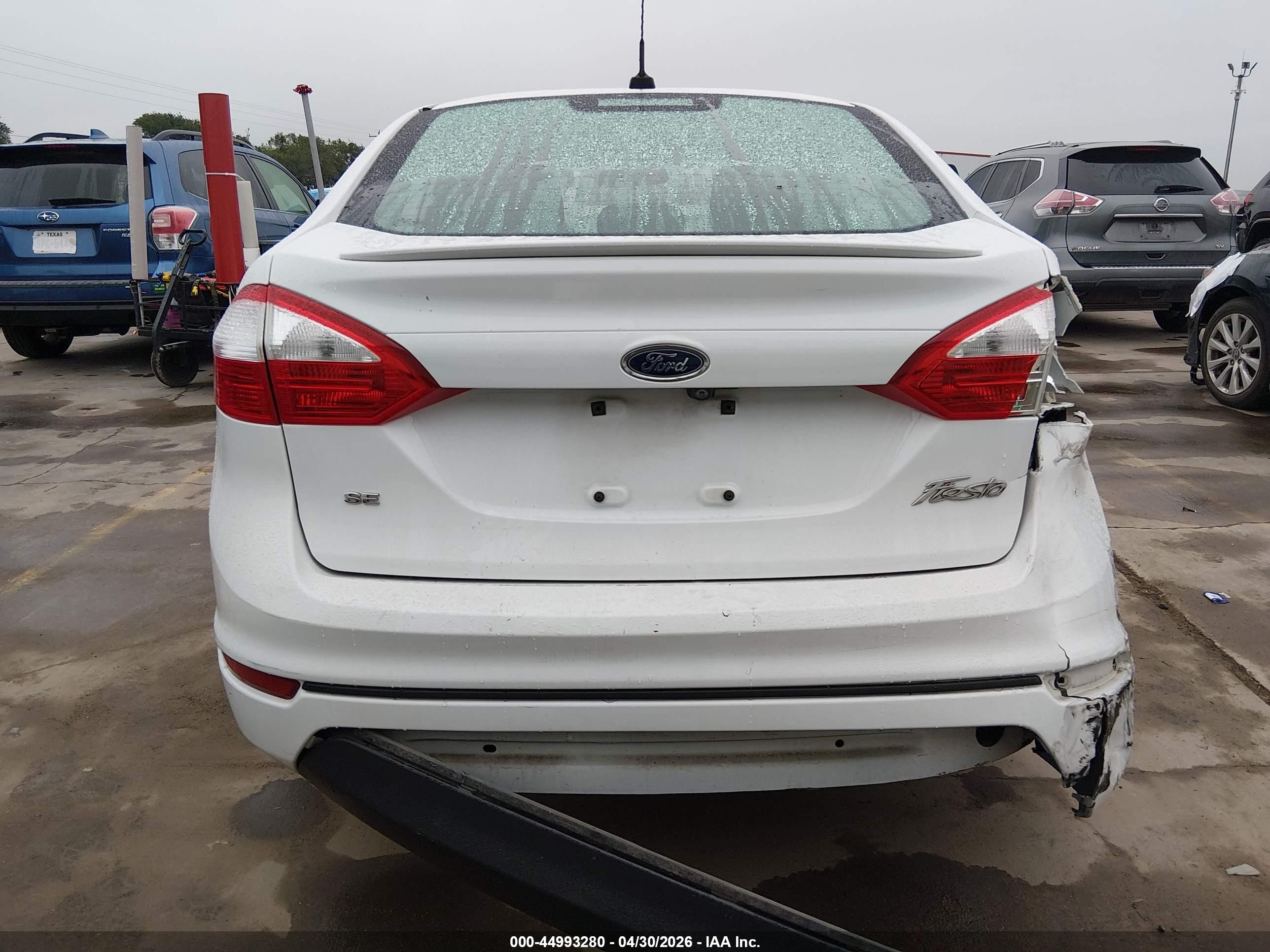 2019 Ford Fiesta Se White vin: 3FADP4BJ2KM143239