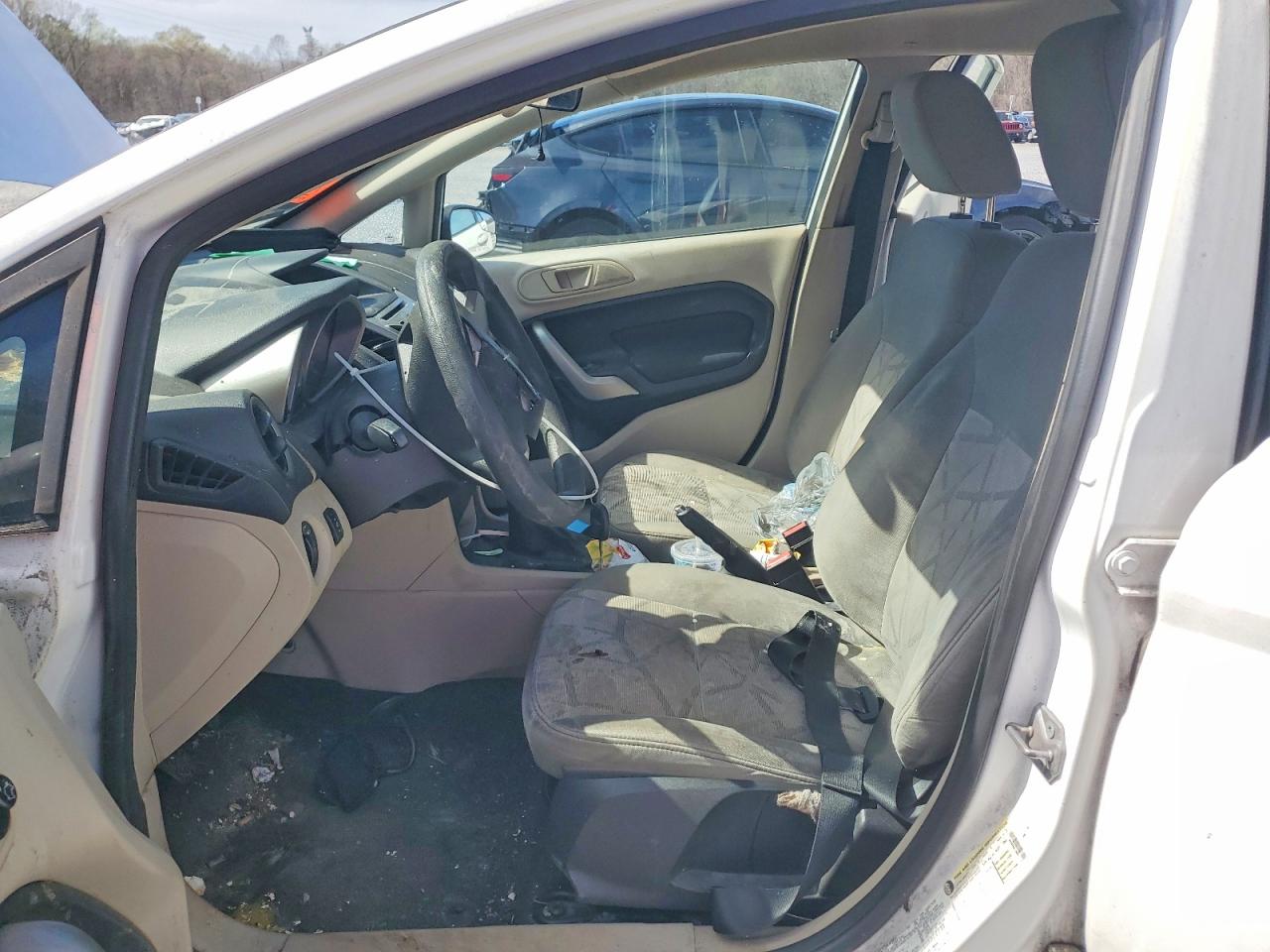 2011 Ford Fiesta Se White vin: 3FADP4BJ3BM111187