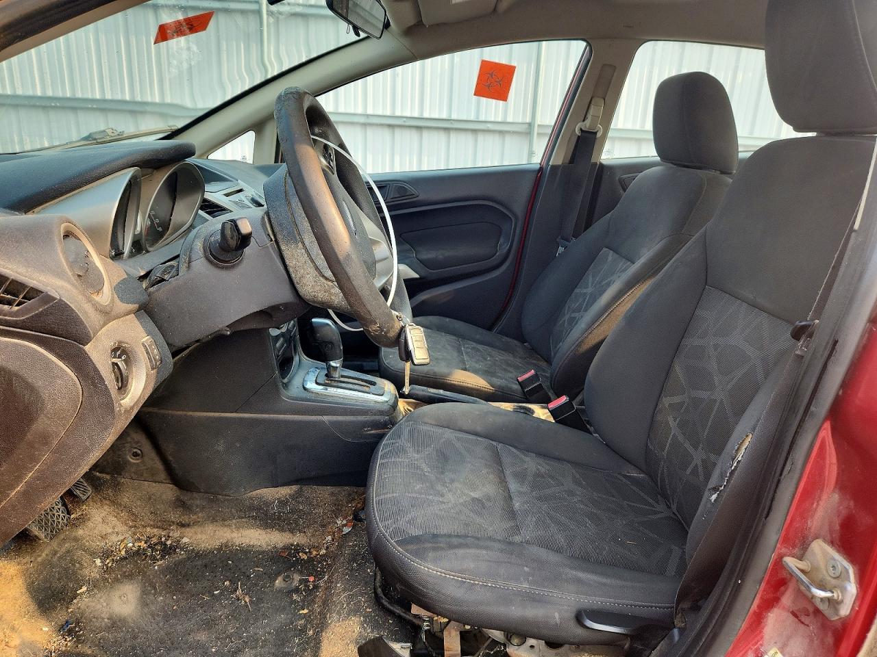 2011 Ford Fiesta Se Красный vin: 3FADP4BJ3BM131245