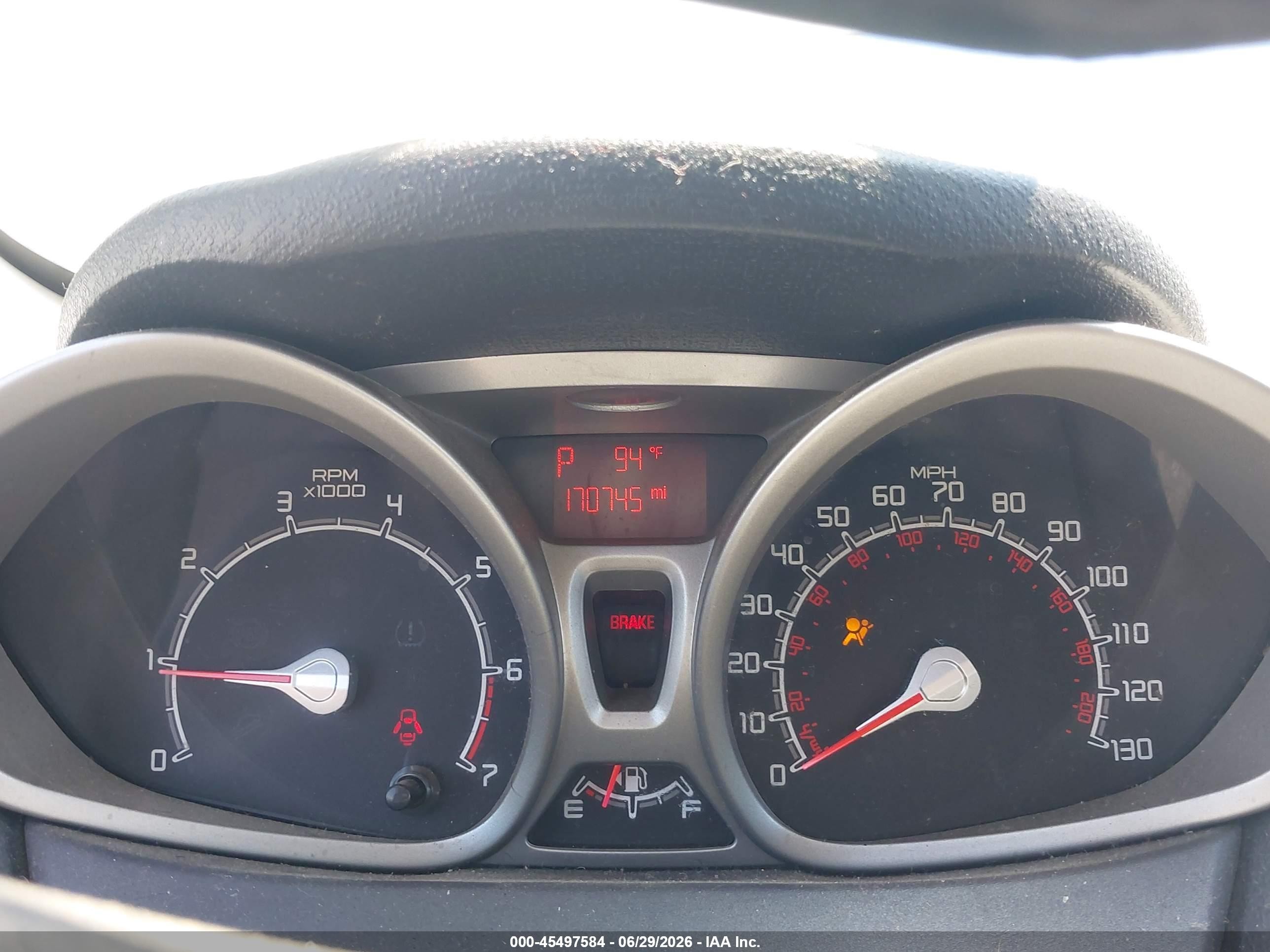 2011 Ford Fiesta Se Белый vin: 3FADP4BJ3BM204971
