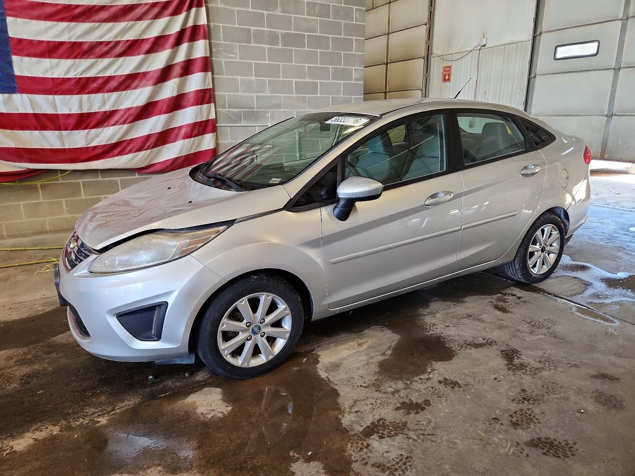 2011 Ford Fiesta Se Silver vin: 3FADP4BJ3BM212536