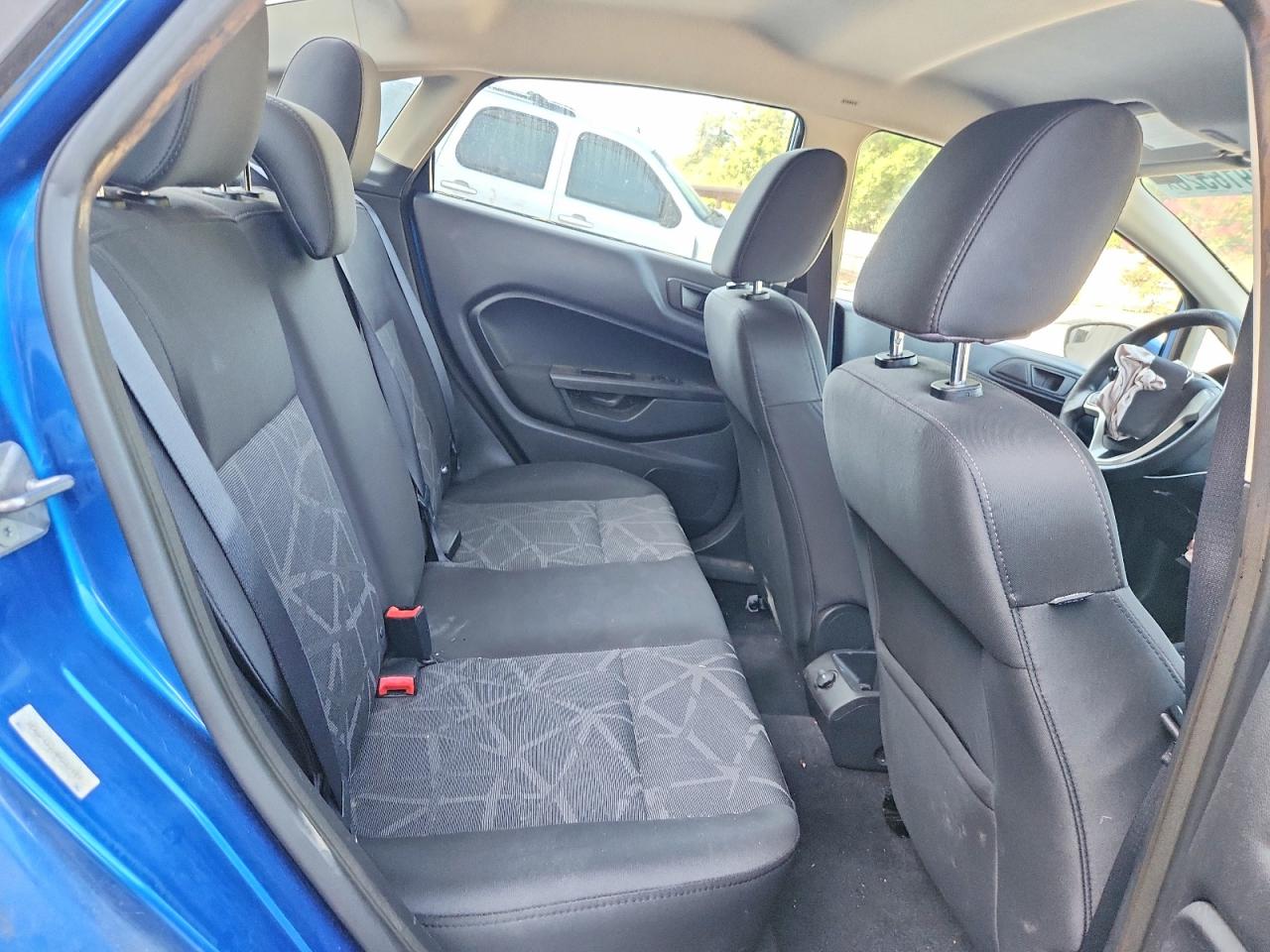 2011 Ford Fiesta Se Blue vin: 3FADP4BJ3BM227599