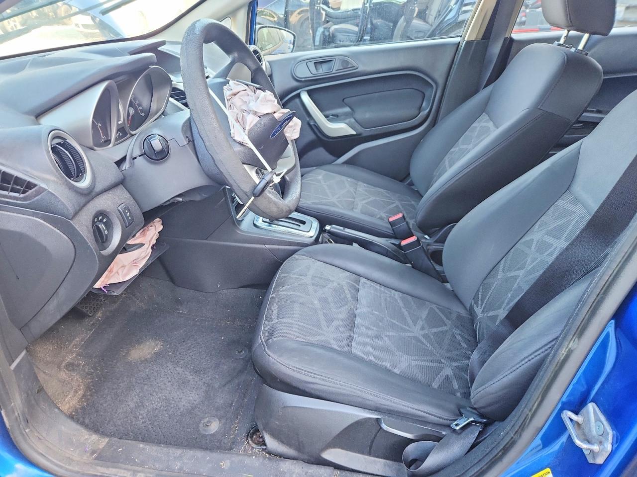 2011 Ford Fiesta Se Blue vin: 3FADP4BJ3BM227599