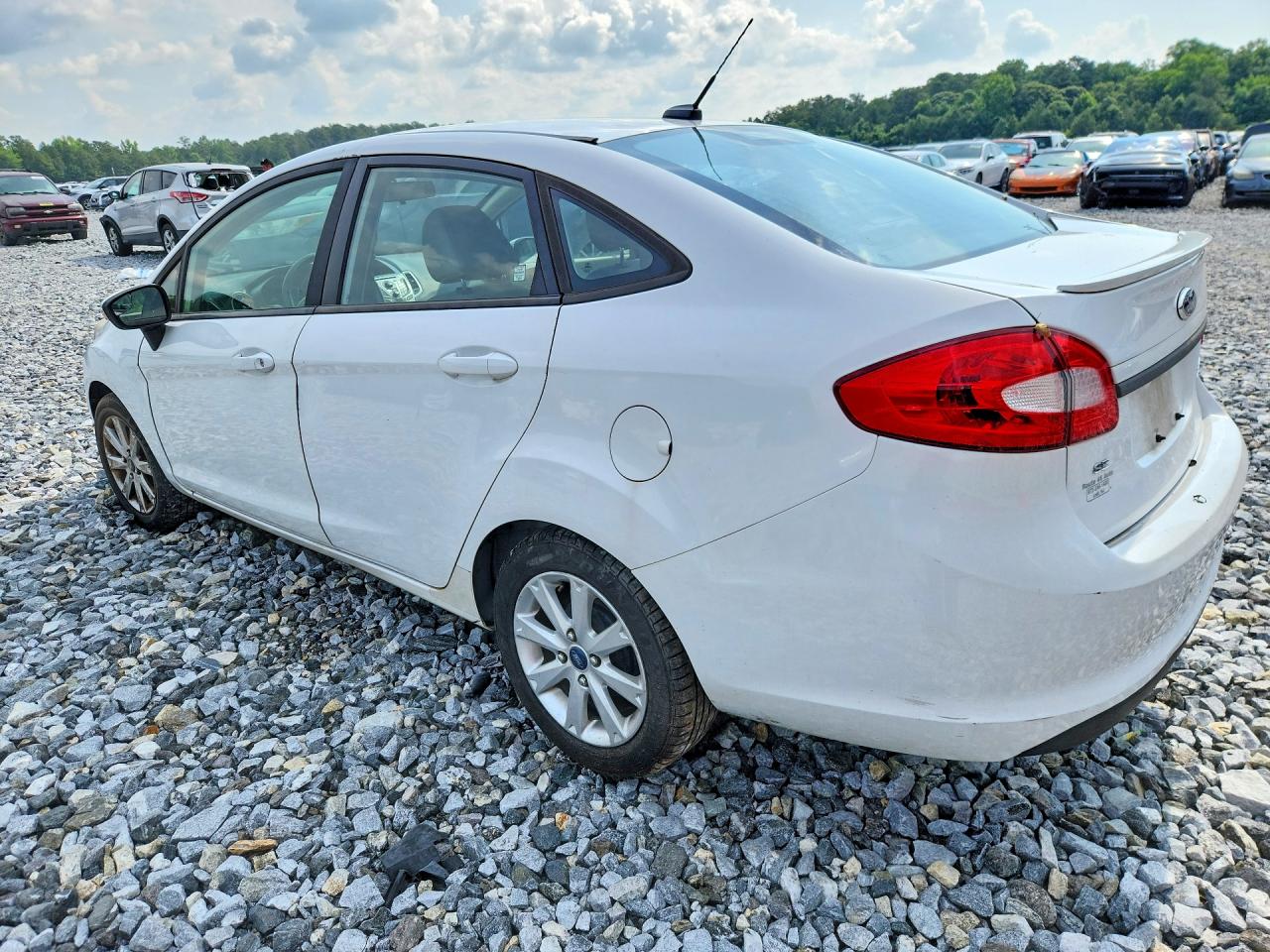 2013 Ford Fiesta Se White vin: 3FADP4BJ3DM140546