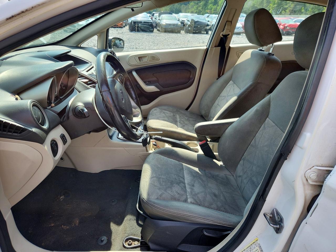 2013 Ford Fiesta Se White vin: 3FADP4BJ3DM140546
