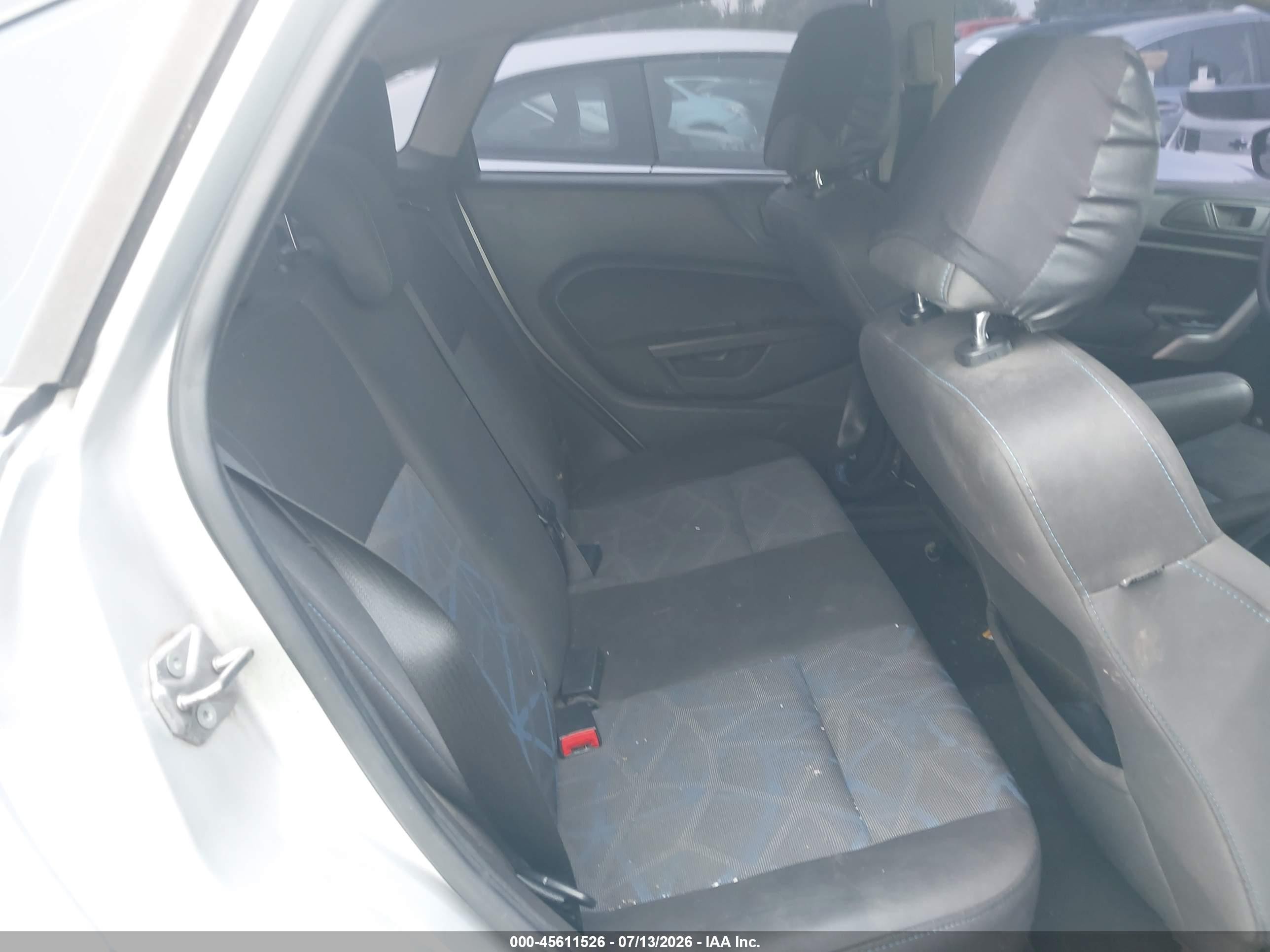 2013 Ford Fiesta Se Silver vin: 3FADP4BJ3DM192341