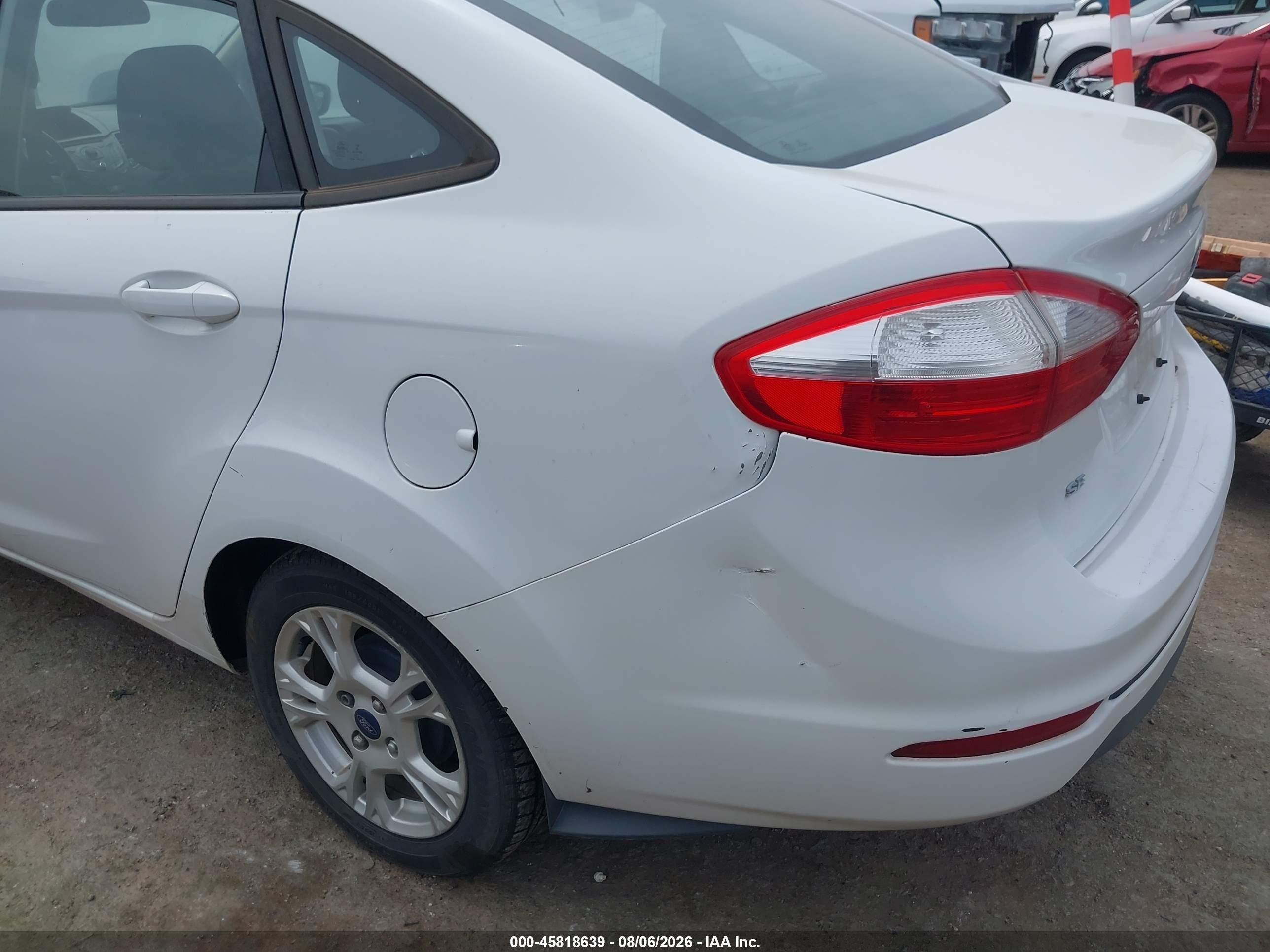 2014 Ford Fiesta Se White vin: 3FADP4BJ3EM107032