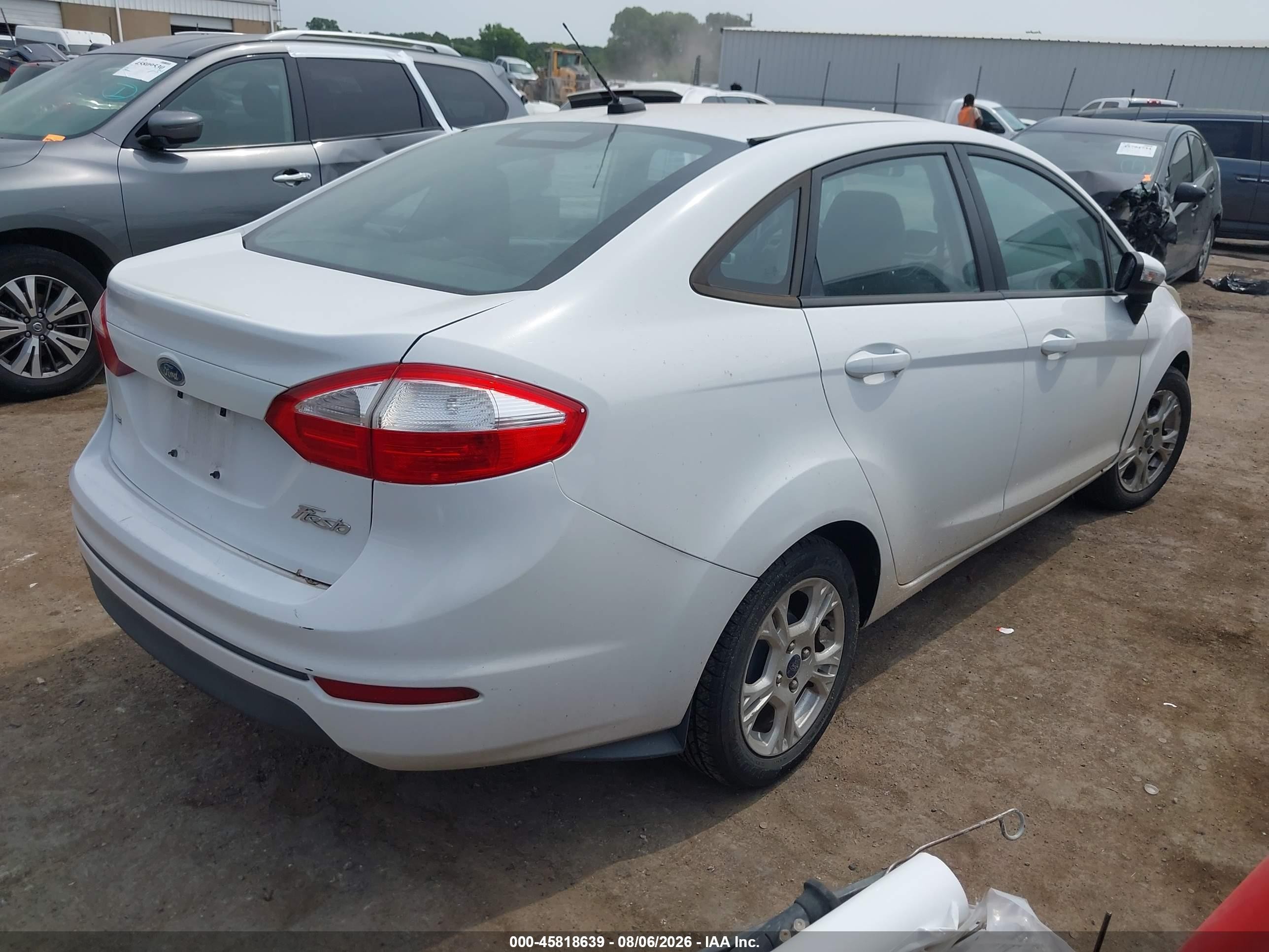 2014 Ford Fiesta Se White vin: 3FADP4BJ3EM107032