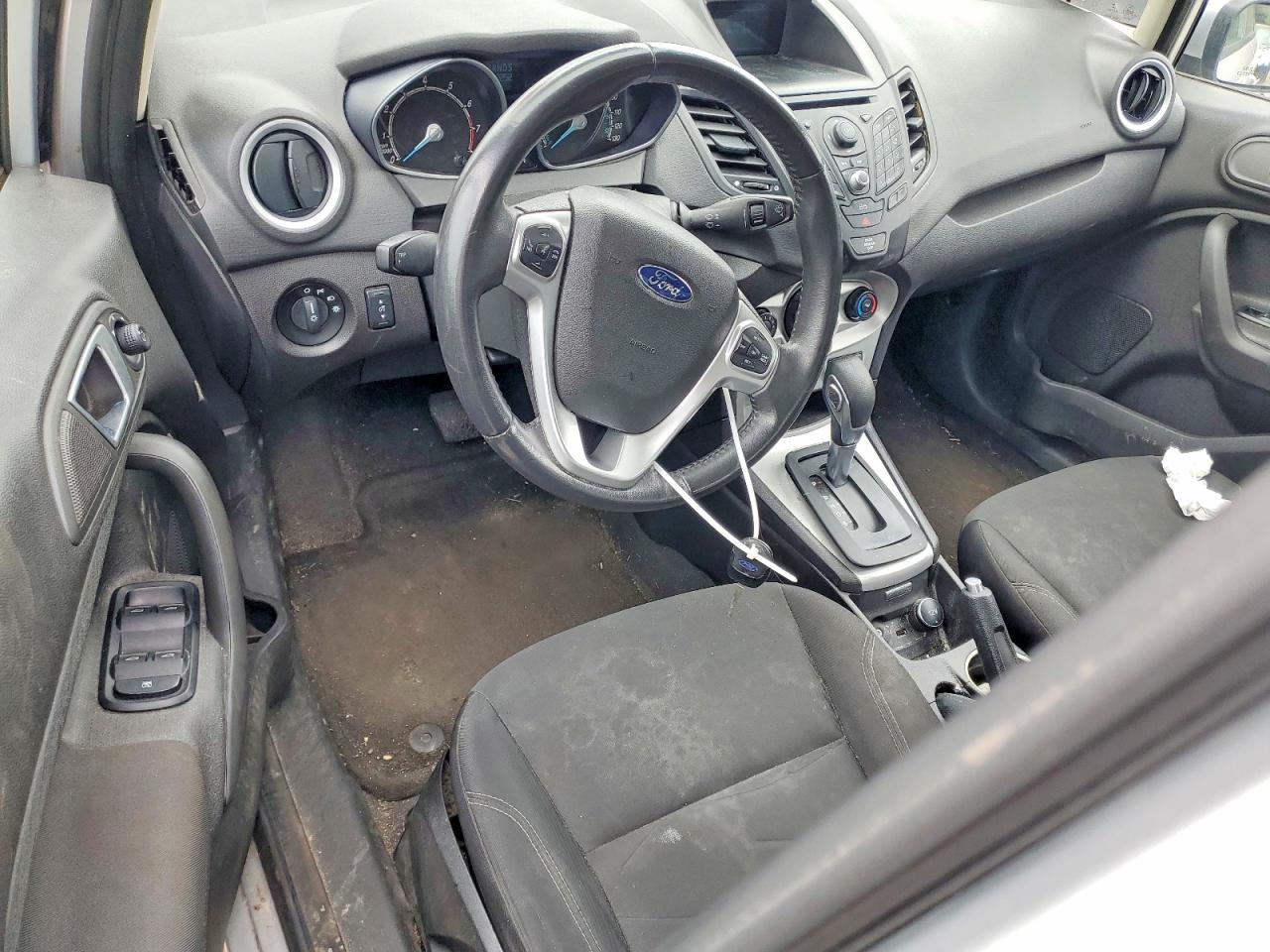2014 Ford Fiesta Se Silver vin: 3FADP4BJ3EM133842
