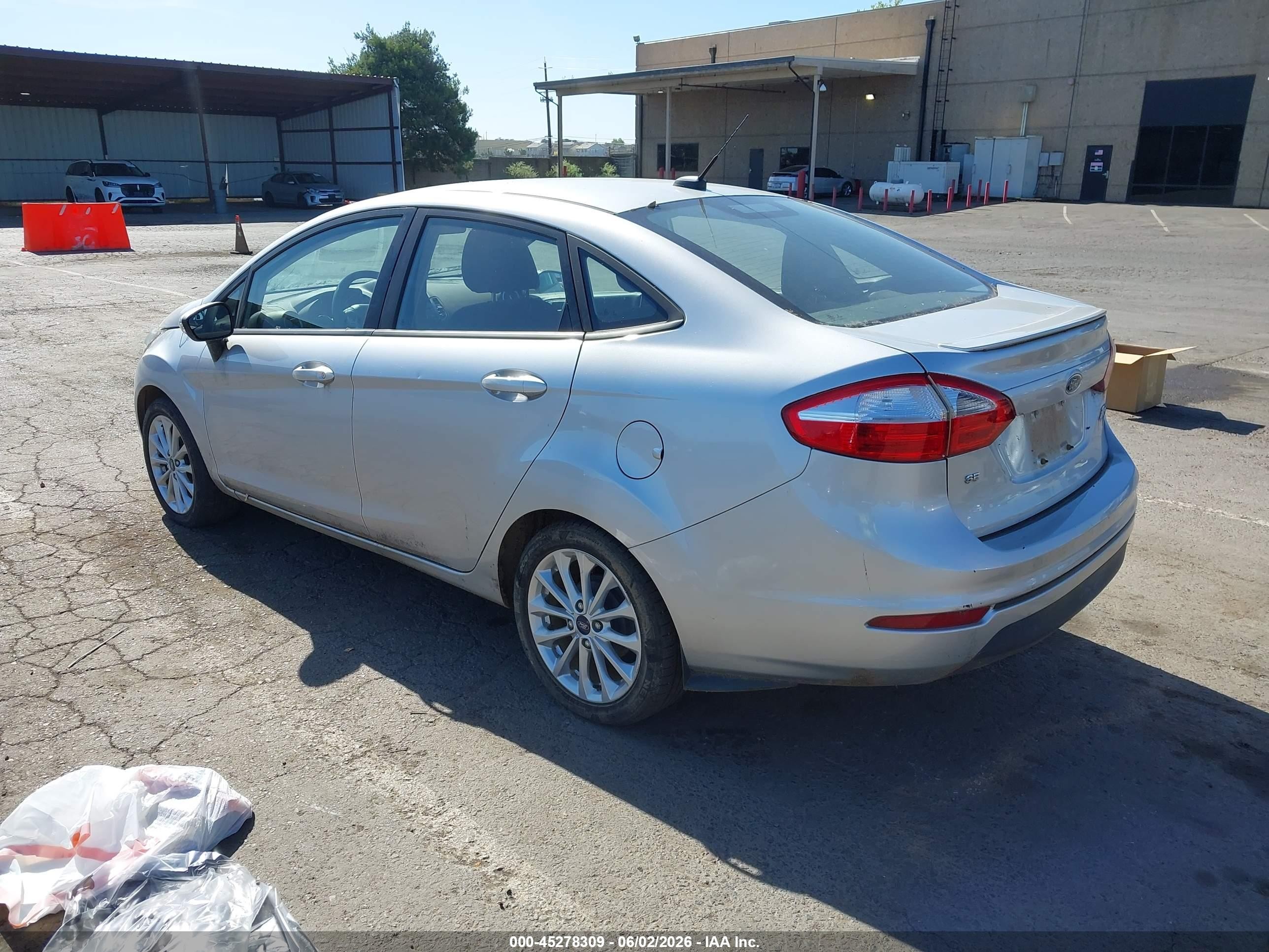 2014 Ford Fiesta Se Silver vin: 3FADP4BJ3EM171927