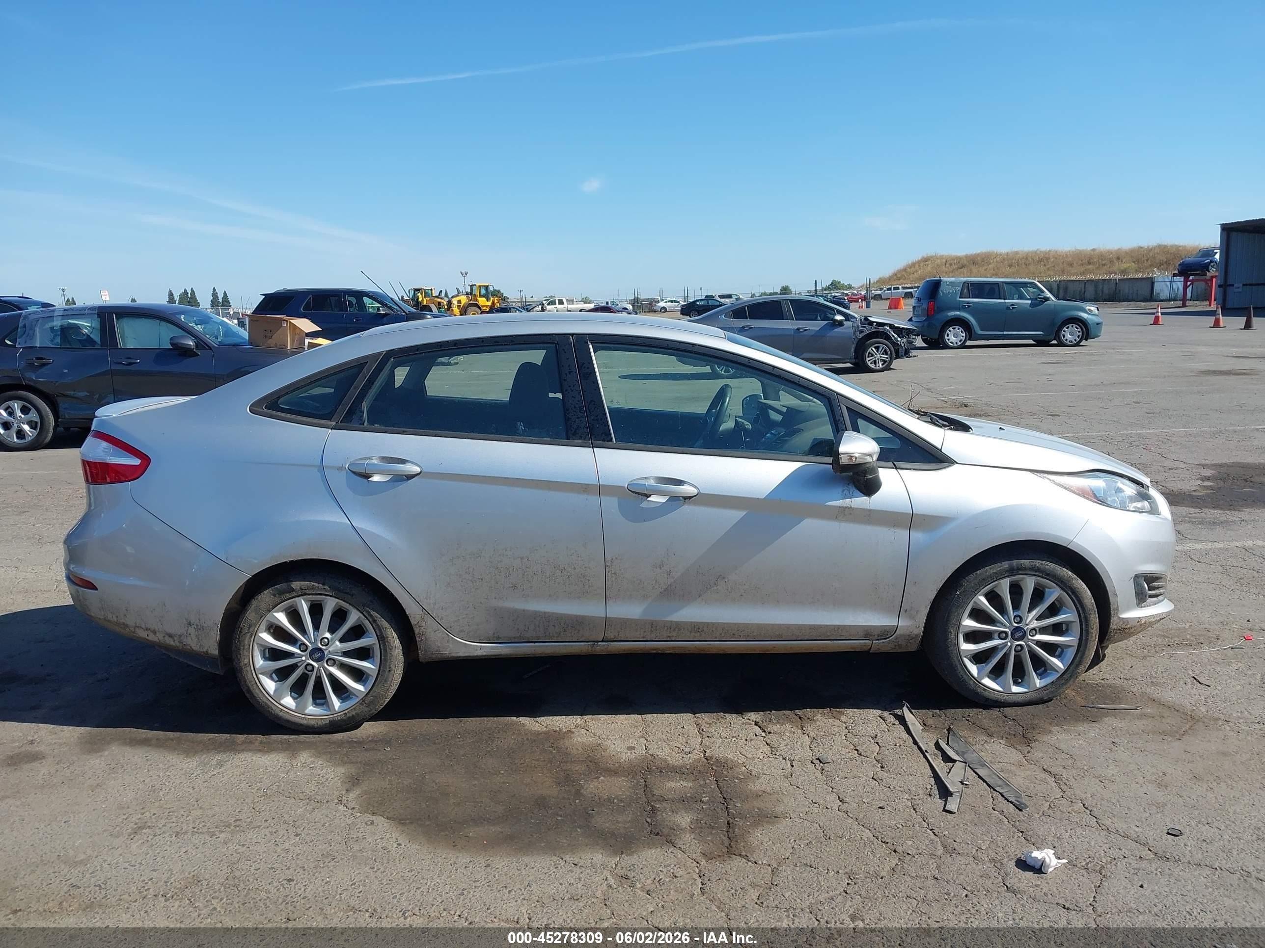 2014 Ford Fiesta Se Silver vin: 3FADP4BJ3EM171927