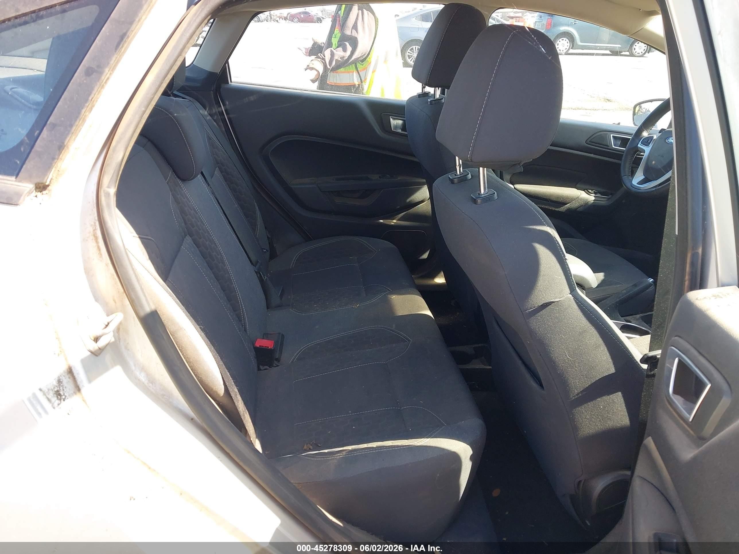2014 Ford Fiesta Se Silver vin: 3FADP4BJ3EM171927